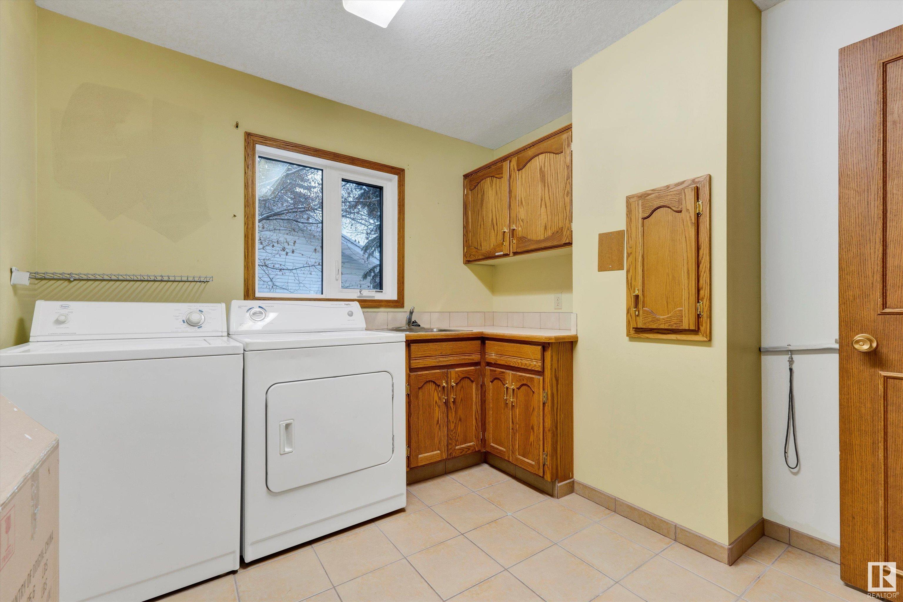      17803 58 AV NW , Edmonton,  ,T6M 1S6 ;  Listing Number: MLS E4420543