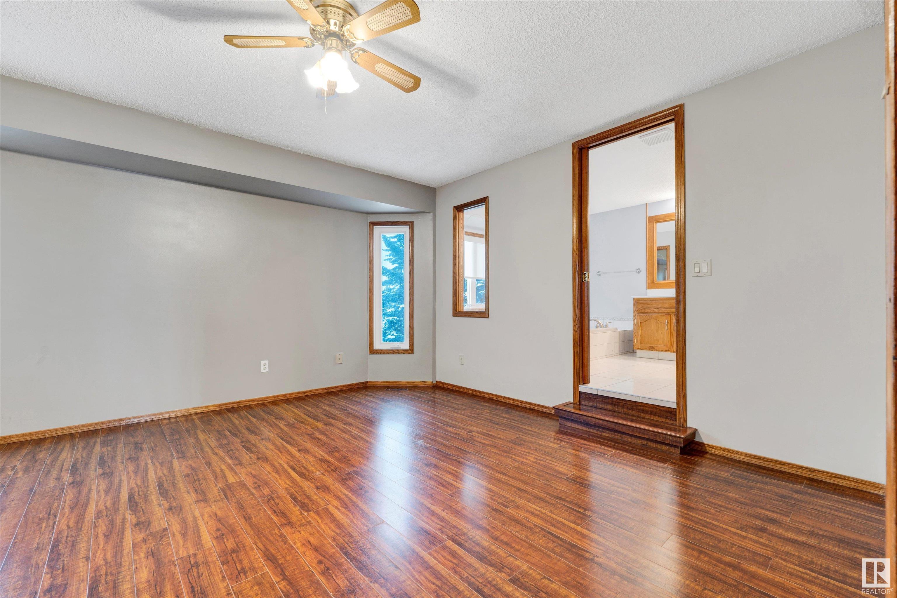      17803 58 AV NW , Edmonton,  ,T6M 1S6 ;  Listing Number: MLS E4420543
