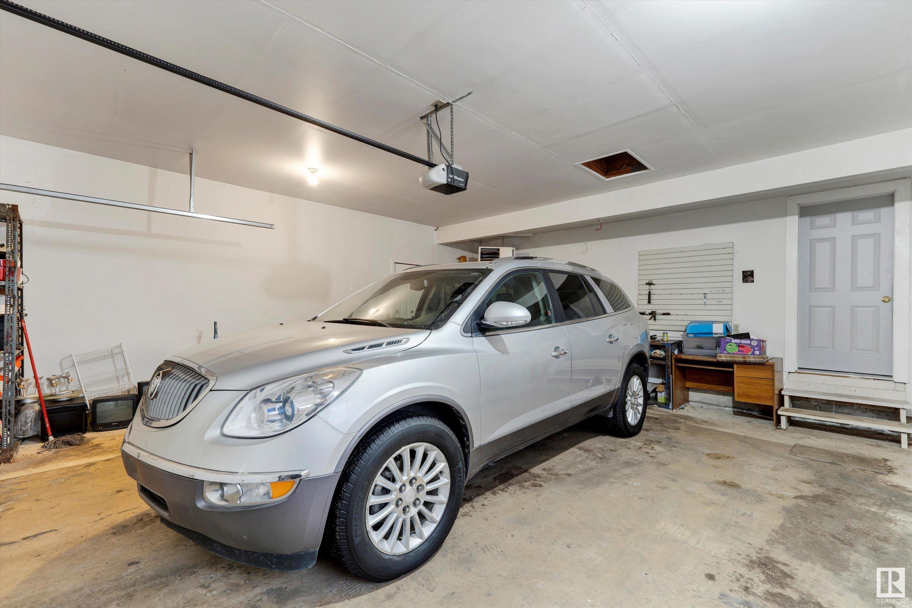      17803 58 AV NW , Edmonton,  ,T6M 1S6 ;  Listing Number: MLS E4420543