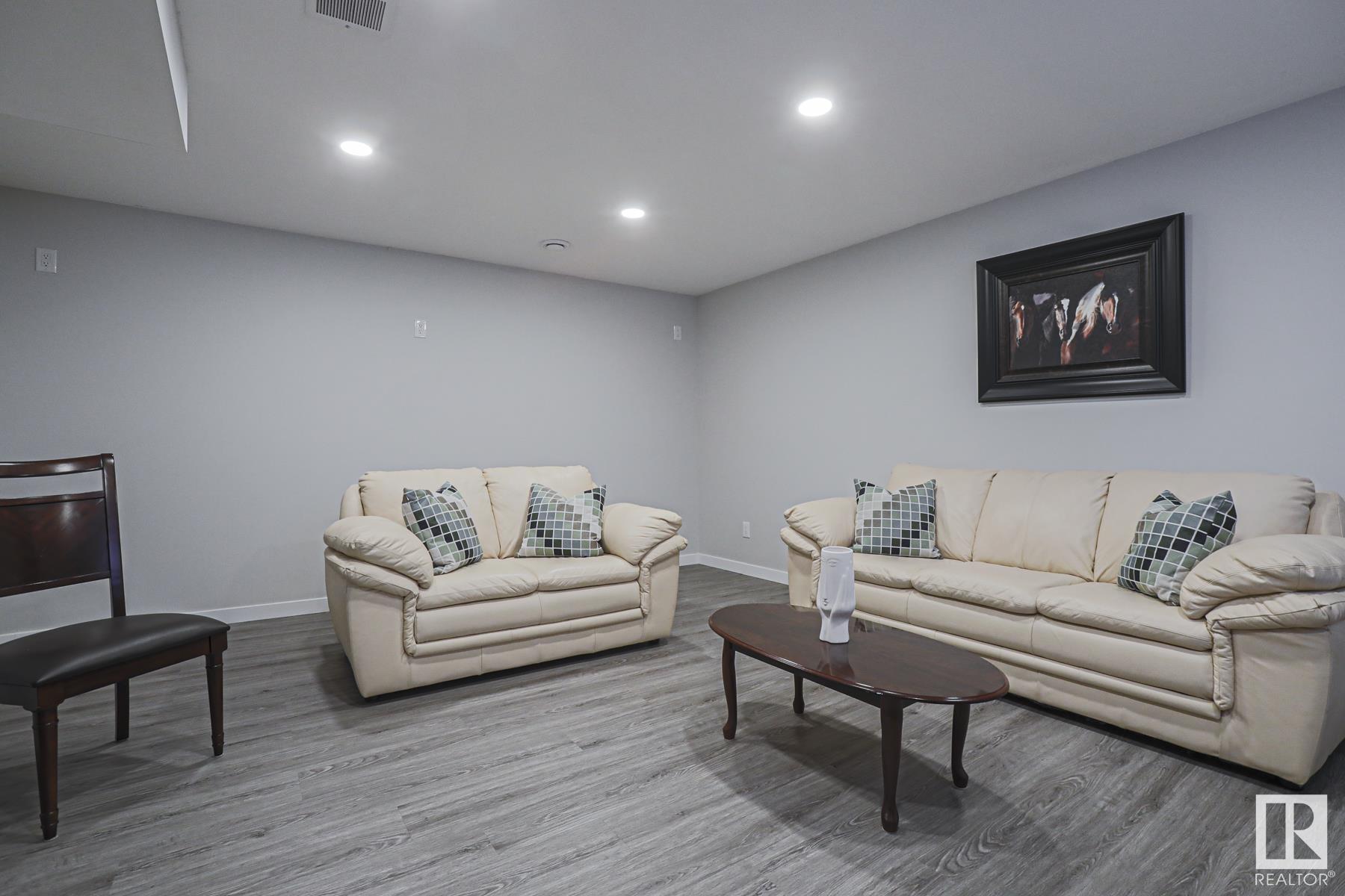      25 Robin WY E , St. Albert,  ,T8N 7T6 ;  Listing Number: MLS E4420549