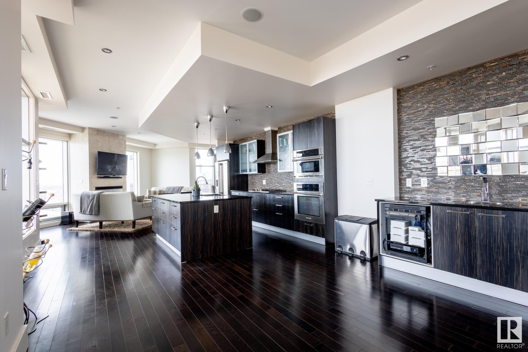      #2102 10388 105 ST NW , Edmonton,  ,T5J 0C2 ;  Listing Number: MLS E4420550