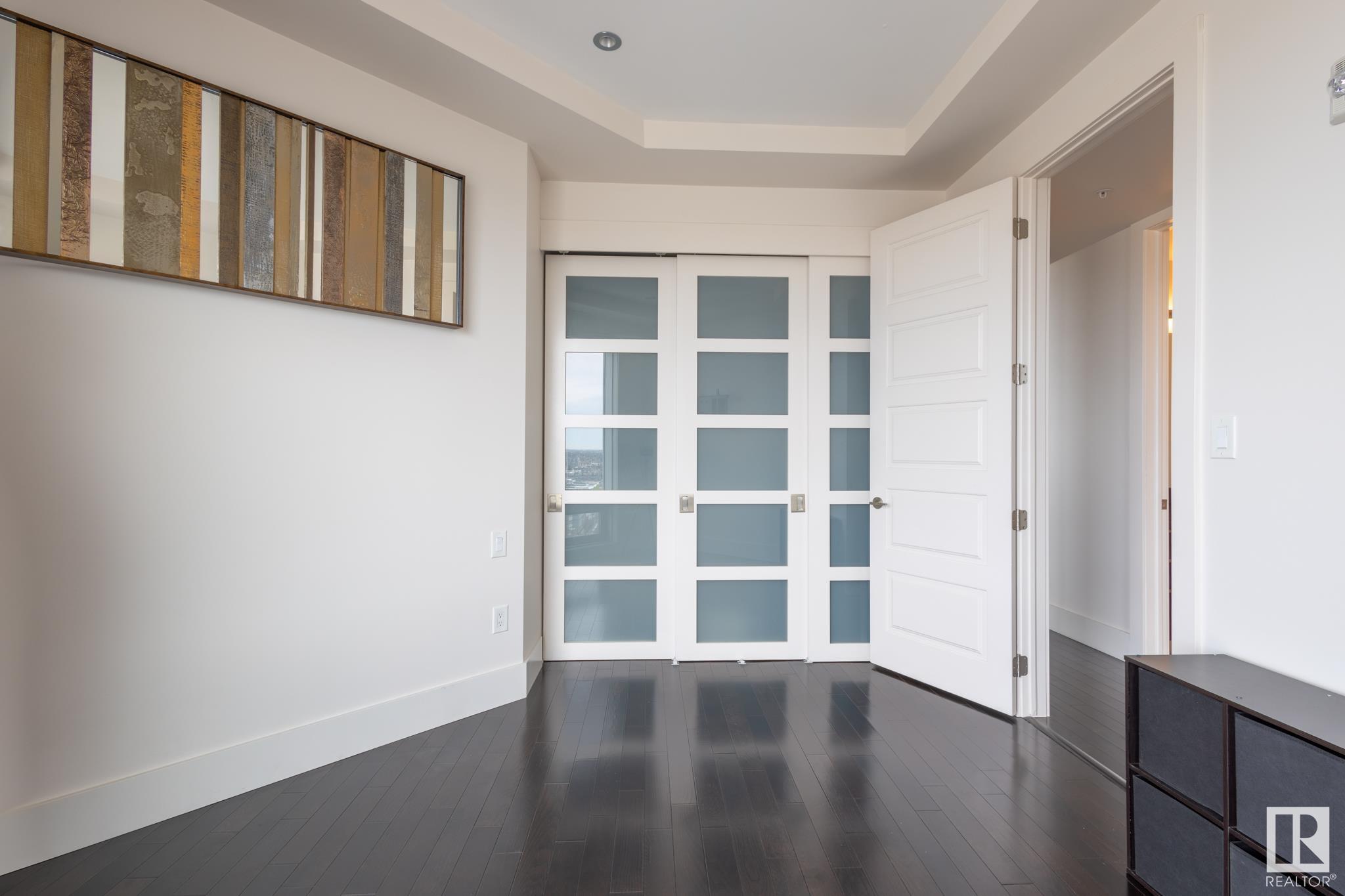      #2102 10388 105 ST NW , Edmonton,  ,T5J 0C2 ;  Listing Number: MLS E4420550