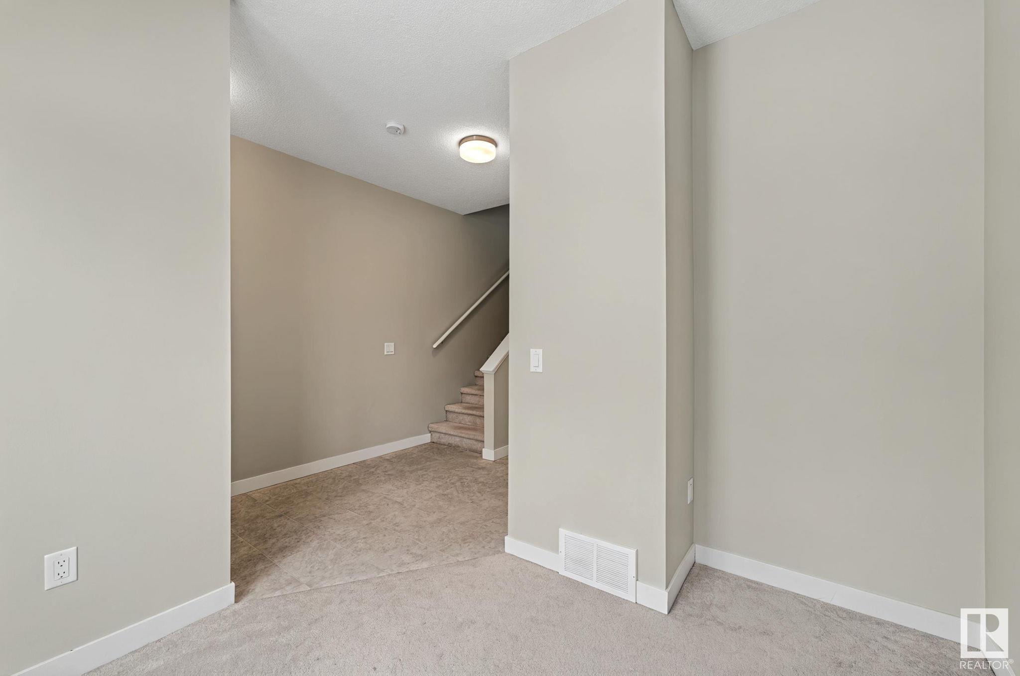      #10 1636 KERR RD NW , Edmonton,  ,T5E 6P9 ;  Listing Number: MLS E4420552