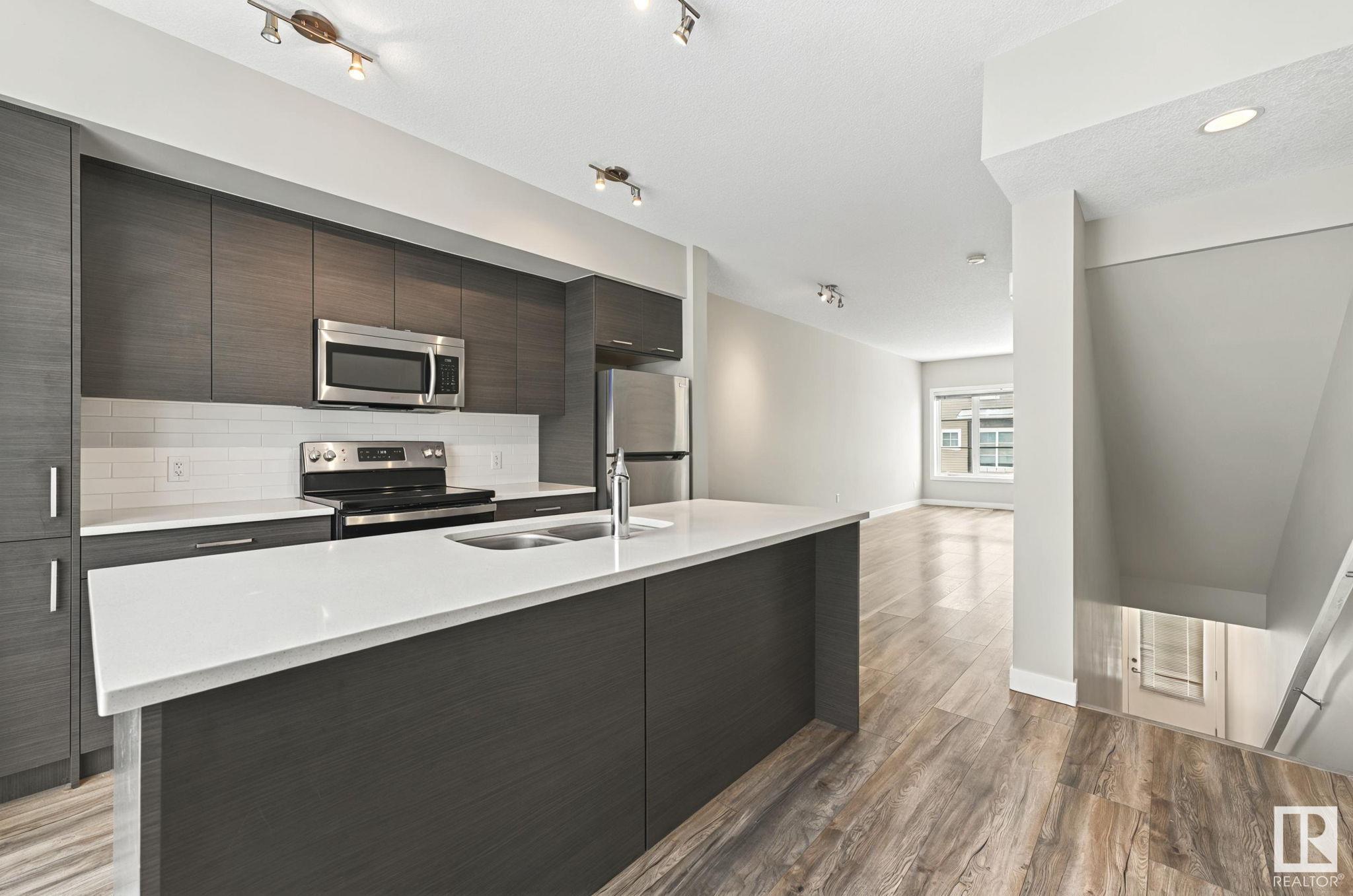      #10 1636 KERR RD NW , Edmonton,  ,T5E 6P9 ;  Listing Number: MLS E4420552