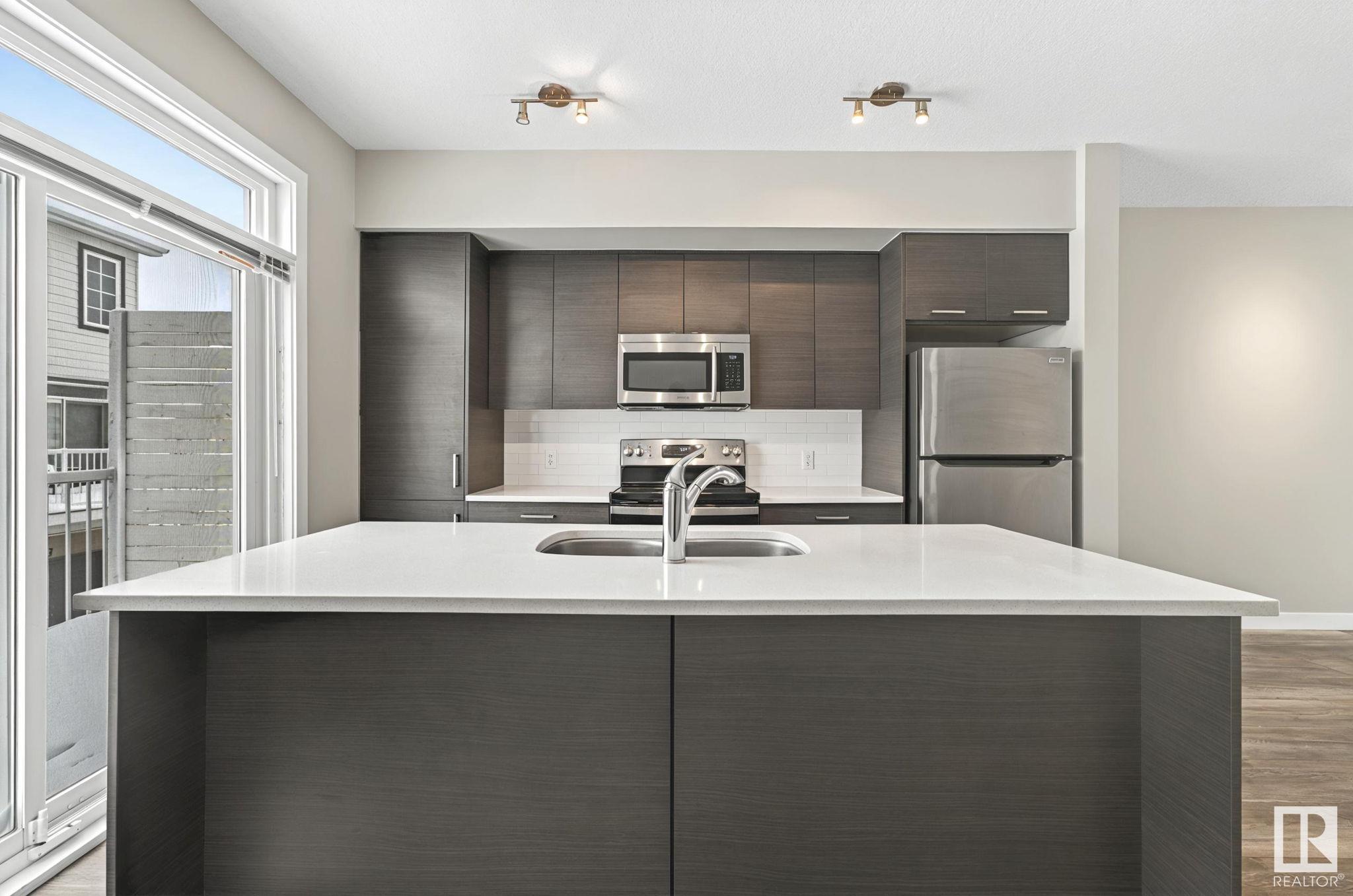      #10 1636 KERR RD NW , Edmonton,  ,T5E 6P9 ;  Listing Number: MLS E4420552
