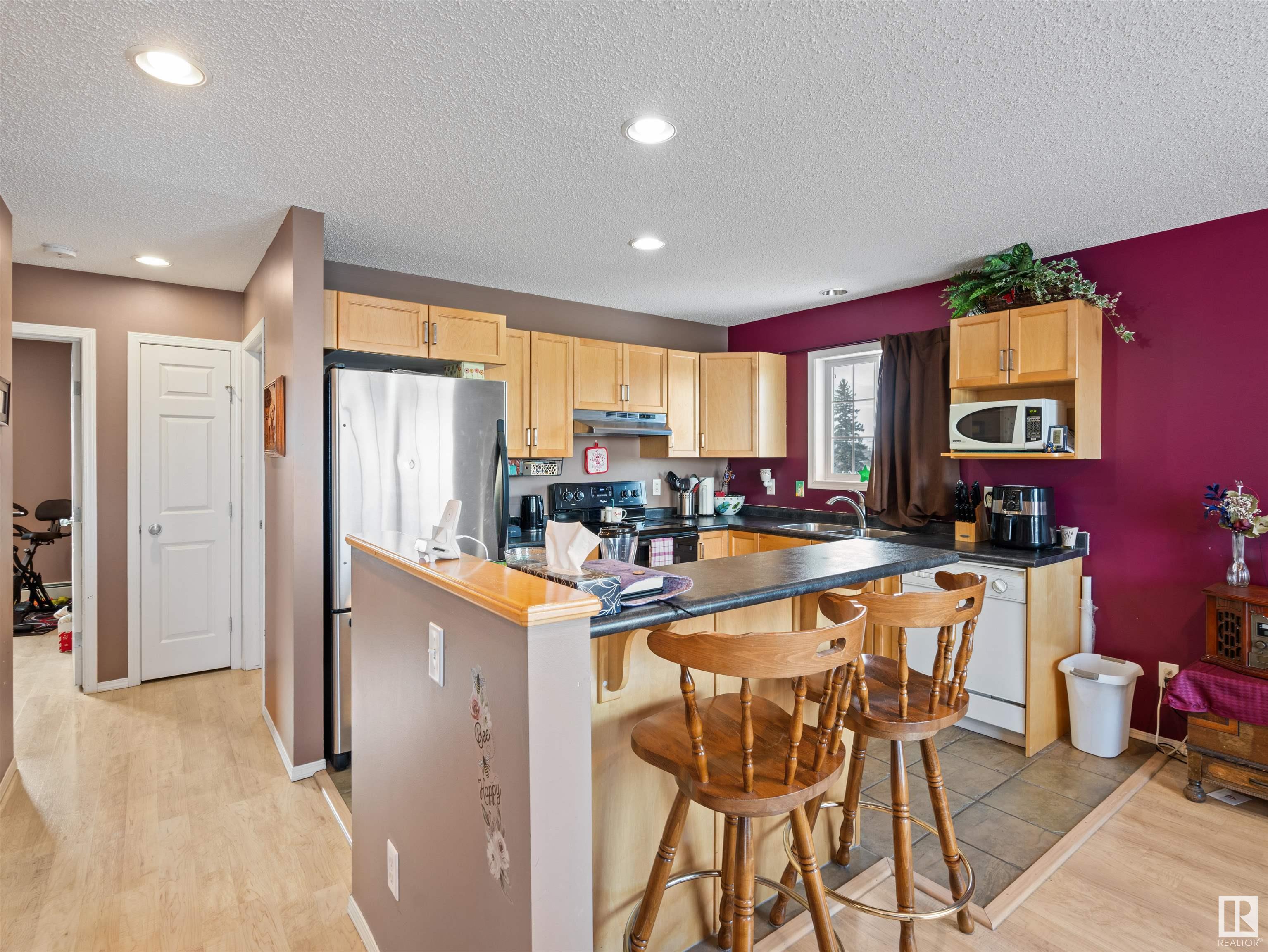      #8 4917 51 AV , Cold Lake,  ,T9M 2B8 ;  Listing Number: MLS E4420553