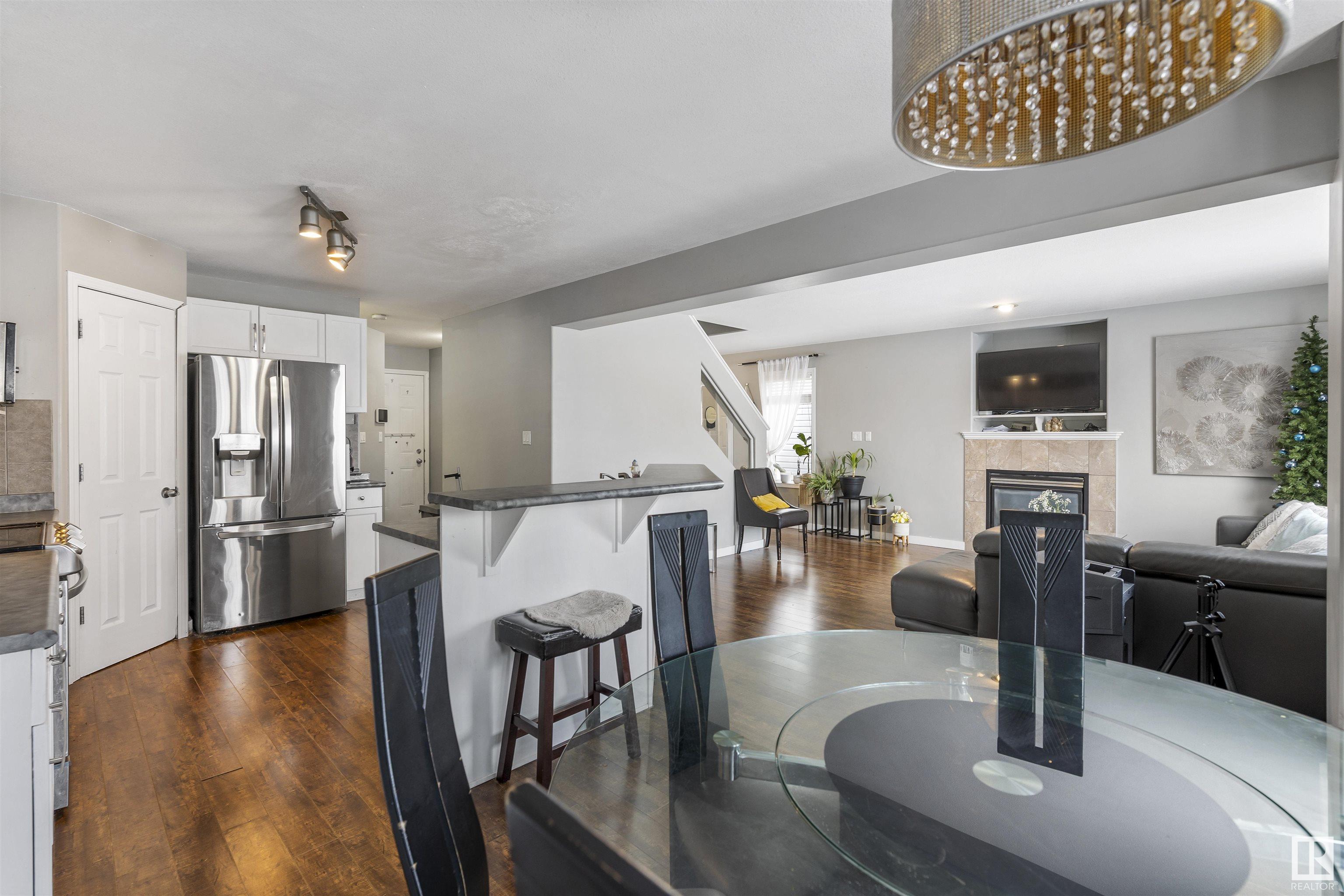      4615 204 ST NW , Edmonton,  ,T6M 0E3 ;  Listing Number: MLS E4420554