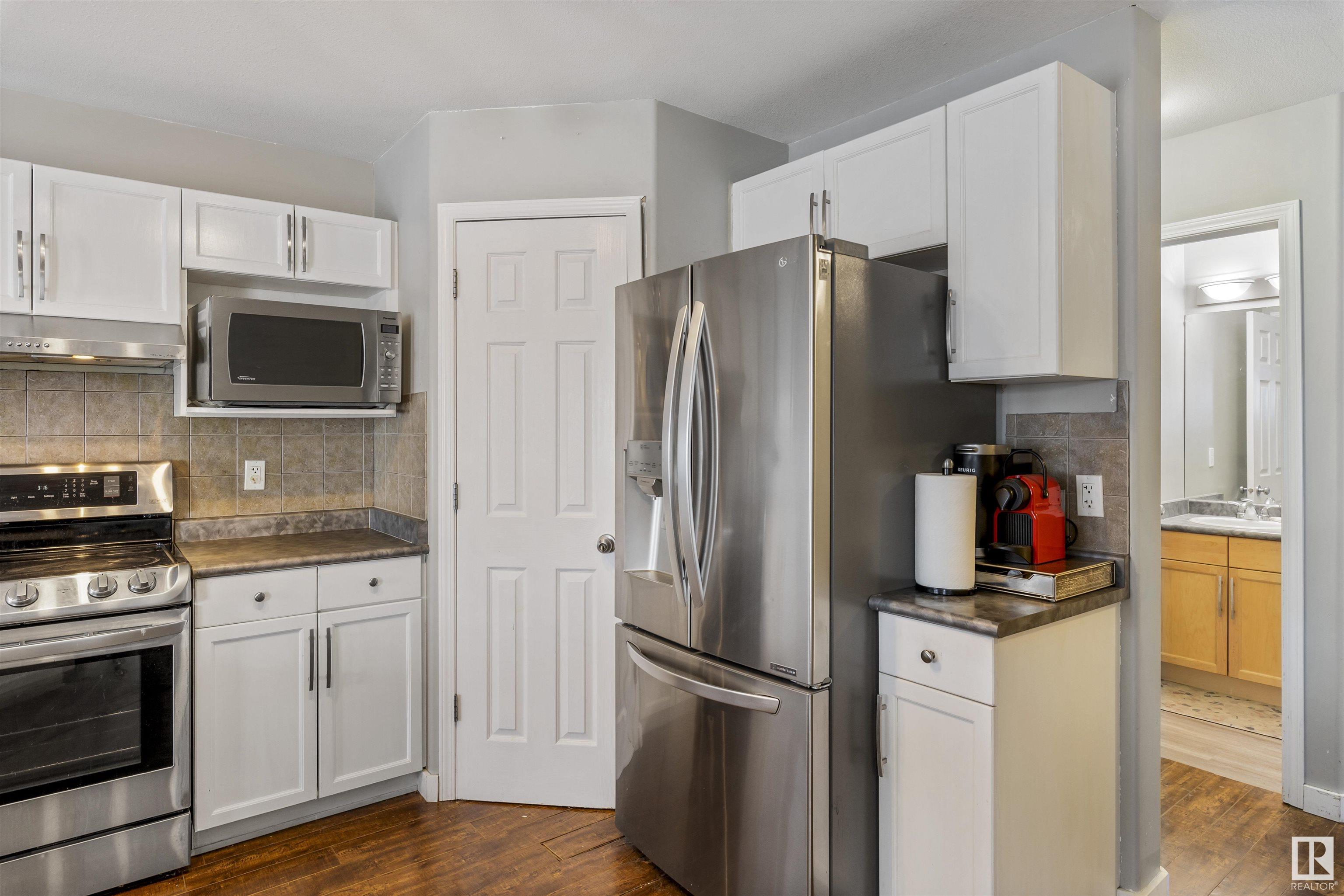      4615 204 ST NW , Edmonton,  ,T6M 0E3 ;  Listing Number: MLS E4420554