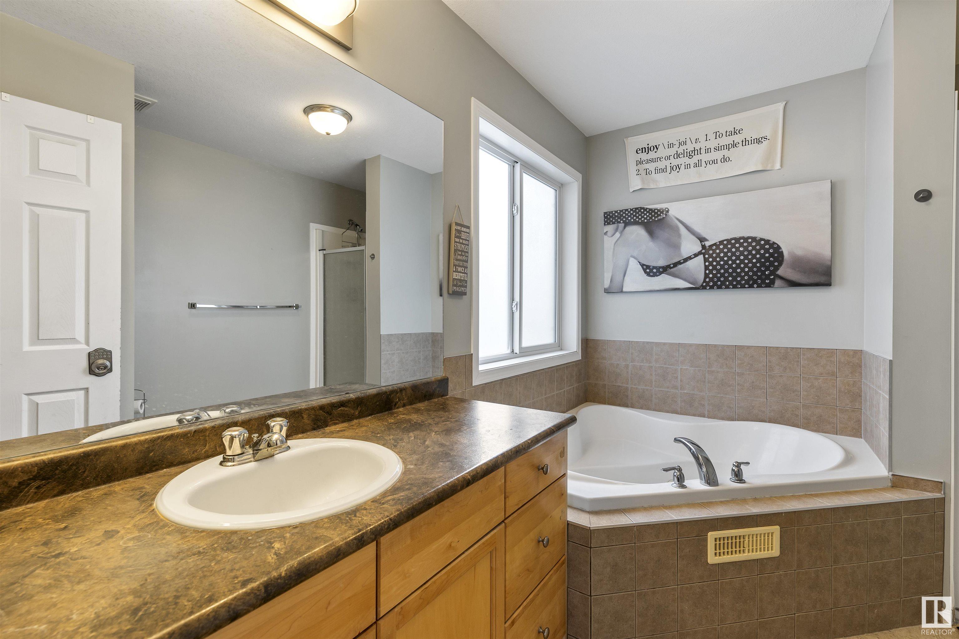      4615 204 ST NW , Edmonton,  ,T6M 0E3 ;  Listing Number: MLS E4420554