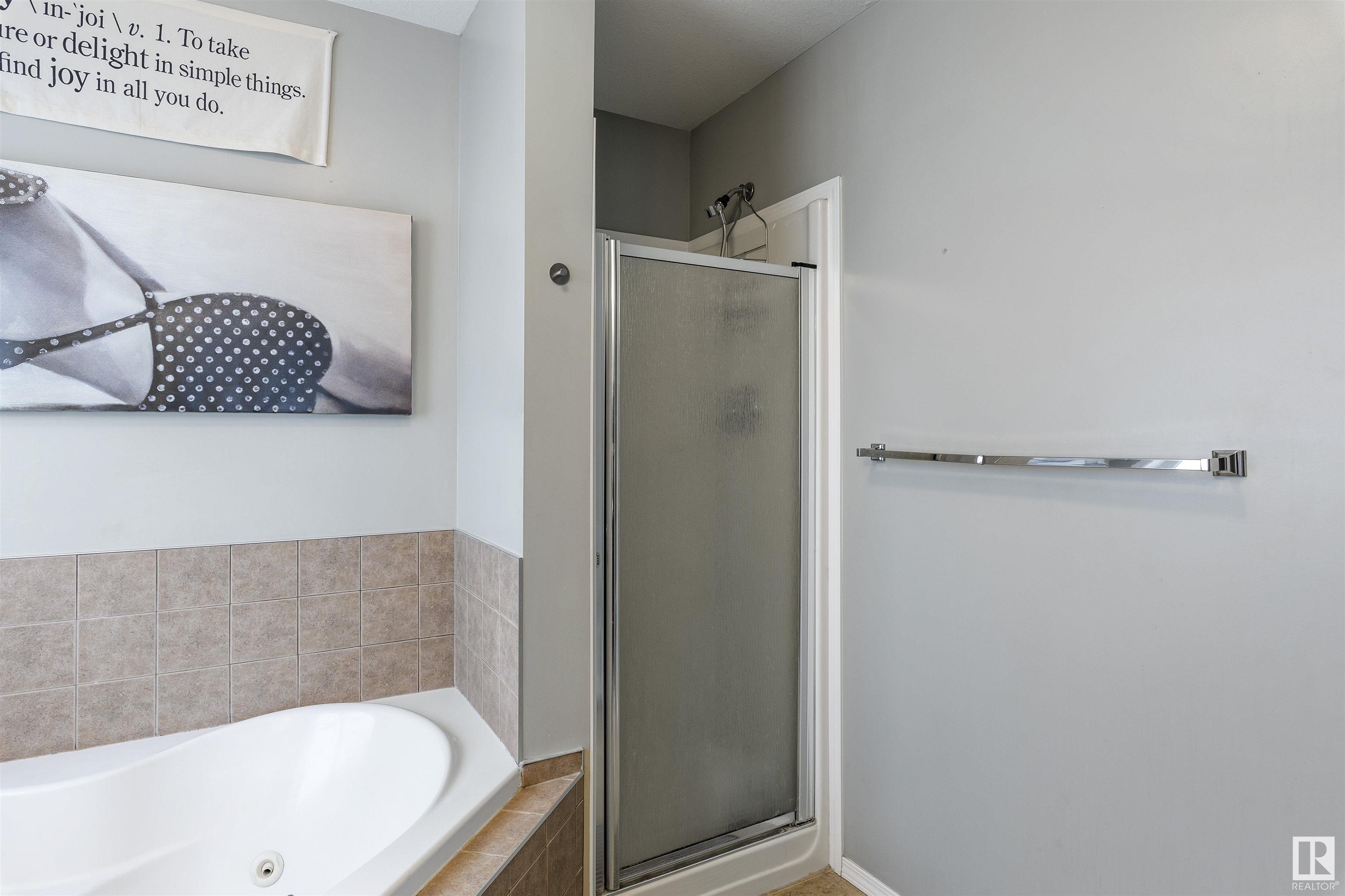      4615 204 ST NW , Edmonton,  ,T6M 0E3 ;  Listing Number: MLS E4420554