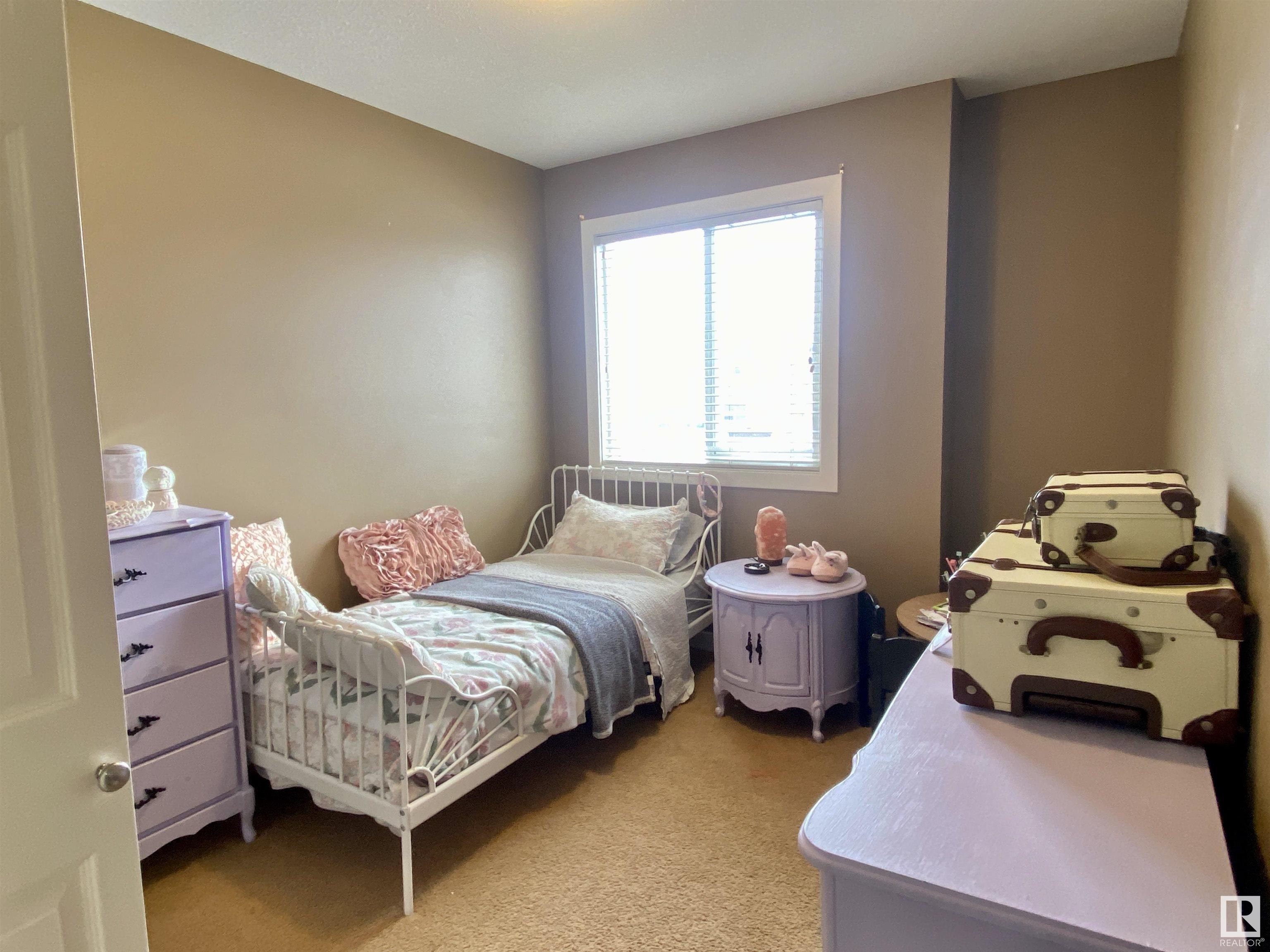      101 SANDSTONE ES , Stony Plain,  ,T7Z 0E2 ;  Listing Number: MLS E4420561