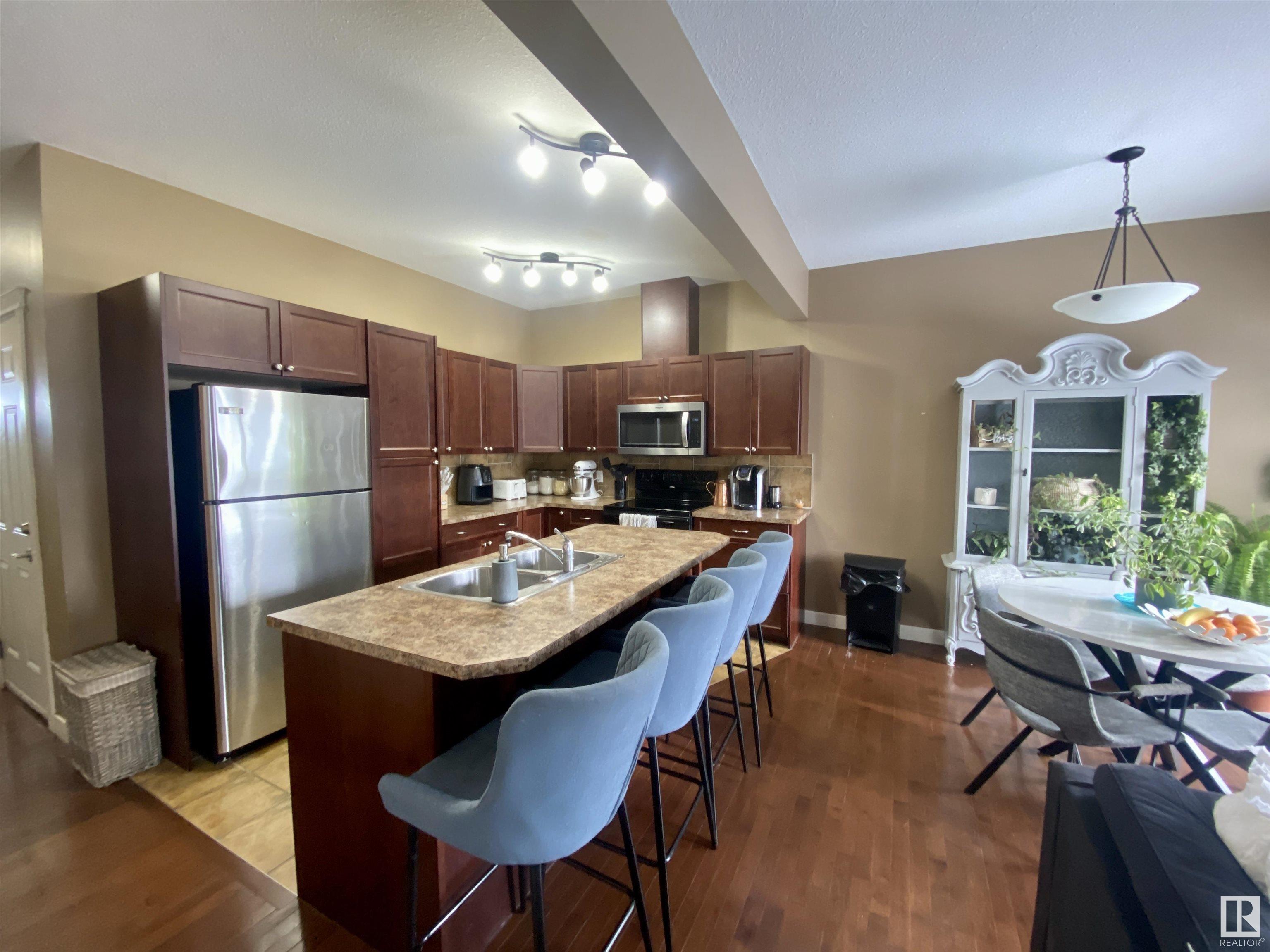      101 SANDSTONE ES , Stony Plain,  ,T7Z 0E2 ;  Listing Number: MLS E4420561