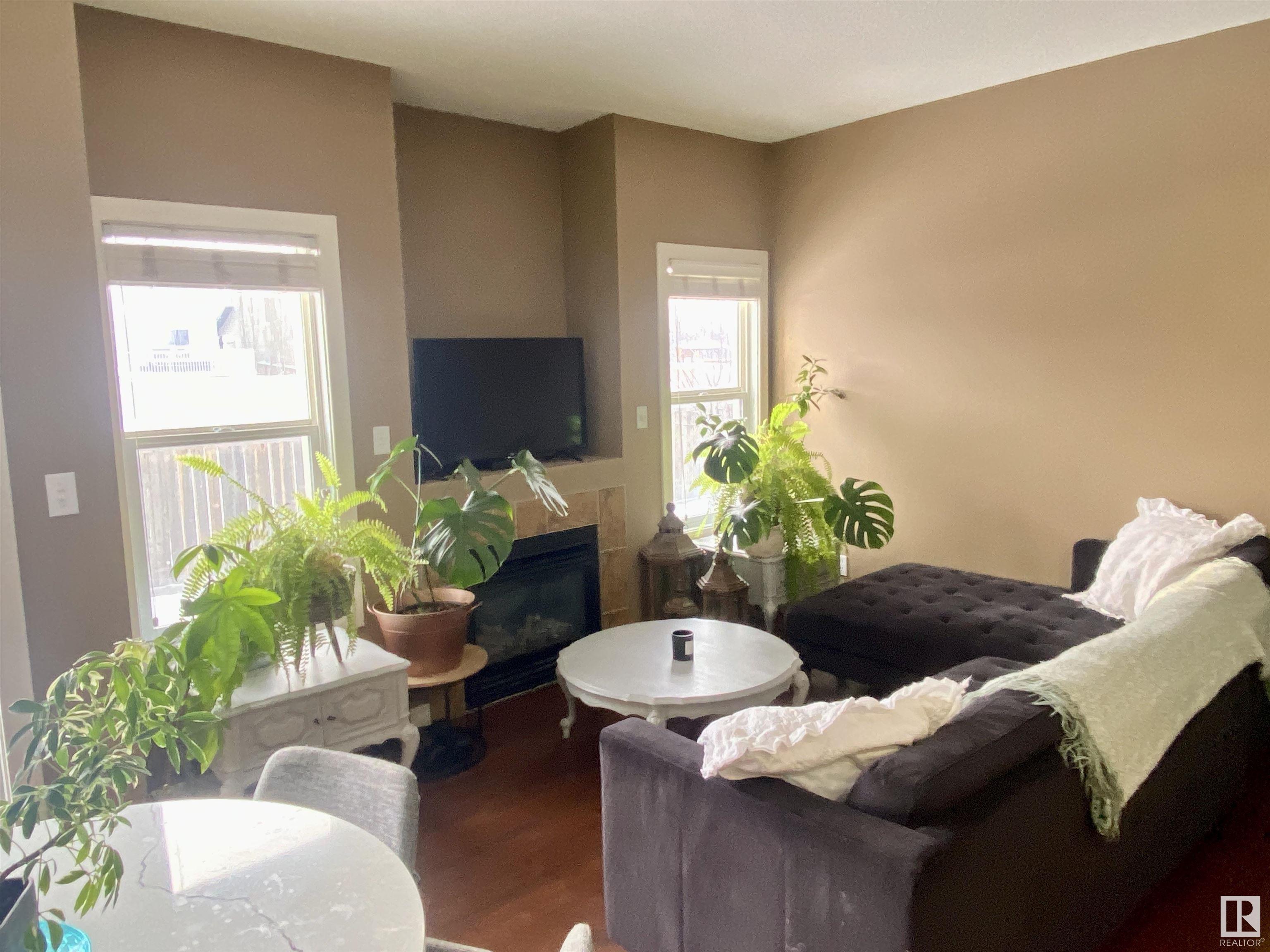      101 SANDSTONE ES , Stony Plain,  ,T7Z 0E2 ;  Listing Number: MLS E4420561