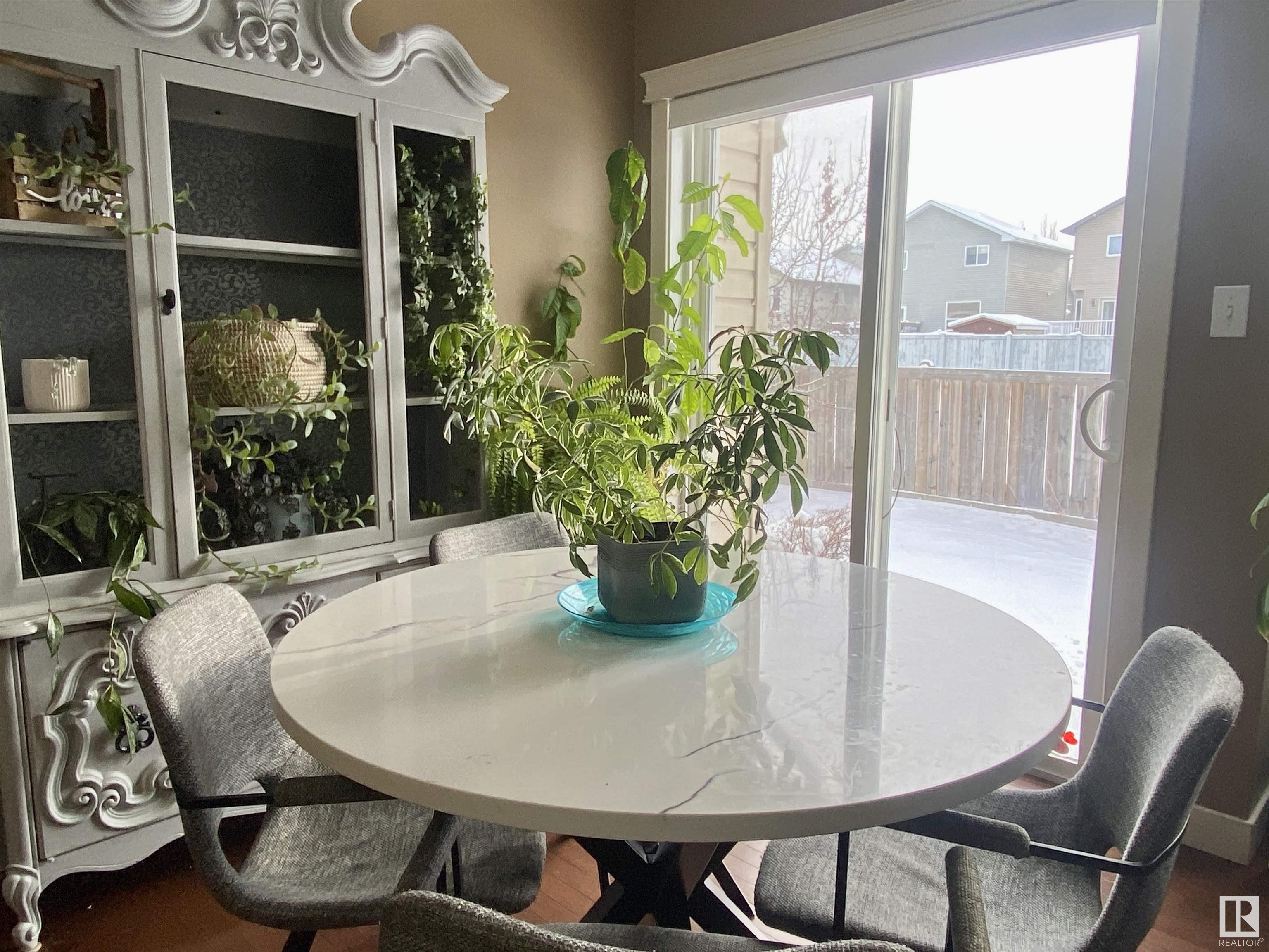      101 SANDSTONE ES , Stony Plain,  ,T7Z 0E2 ;  Listing Number: MLS E4420561