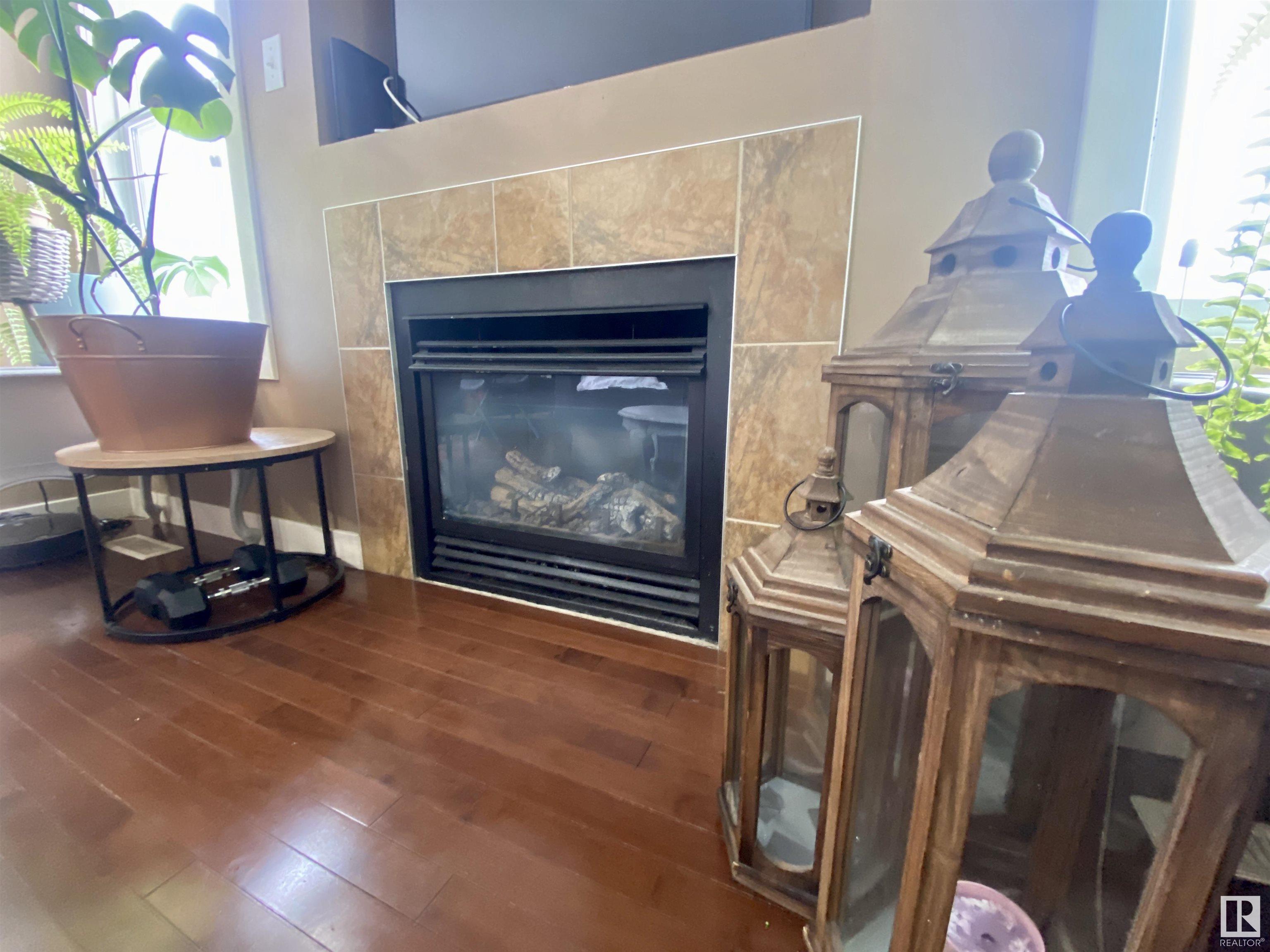      101 SANDSTONE ES , Stony Plain,  ,T7Z 0E2 ;  Listing Number: MLS E4420561