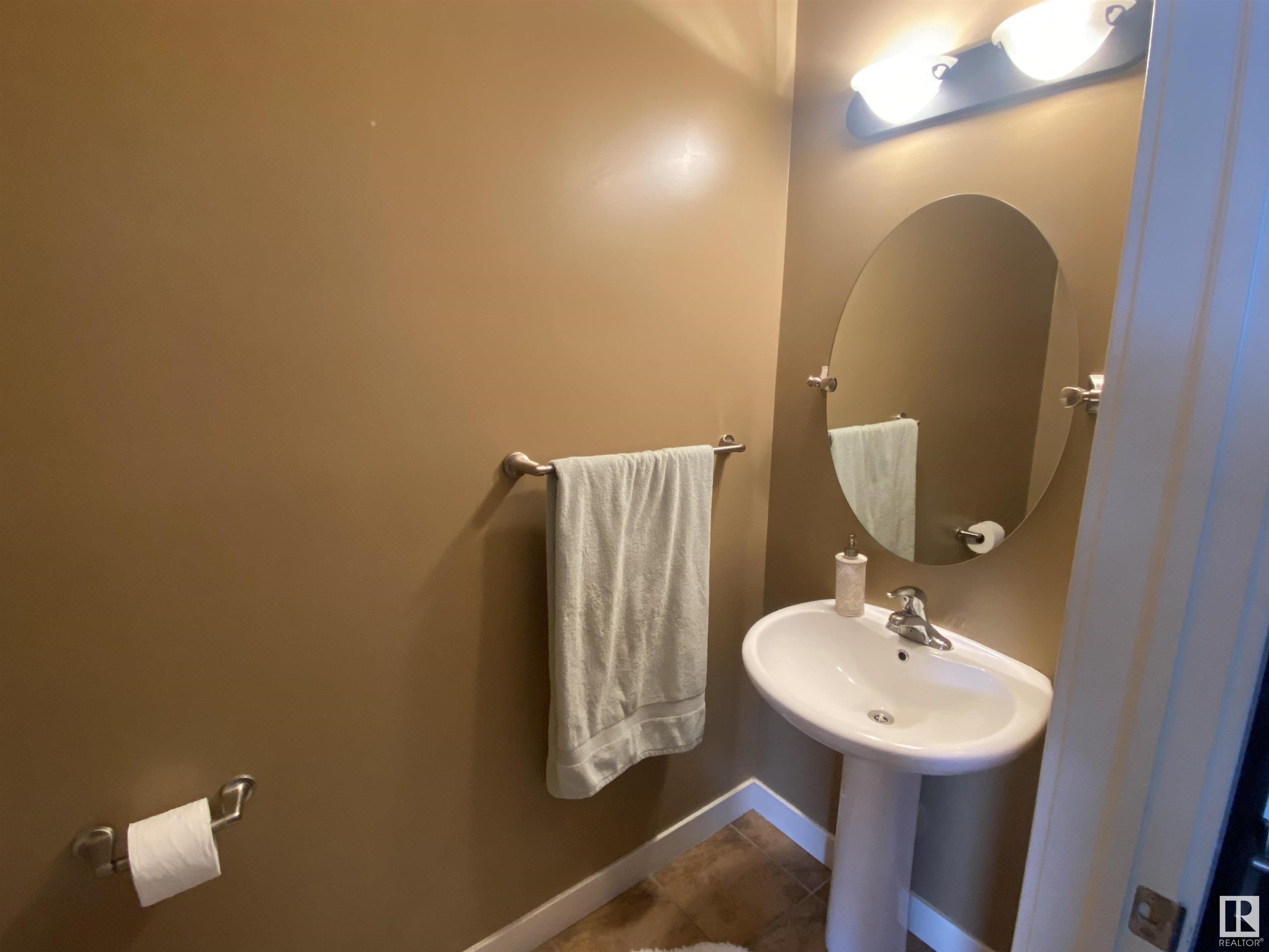      101 SANDSTONE ES , Stony Plain,  ,T7Z 0E2 ;  Listing Number: MLS E4420561