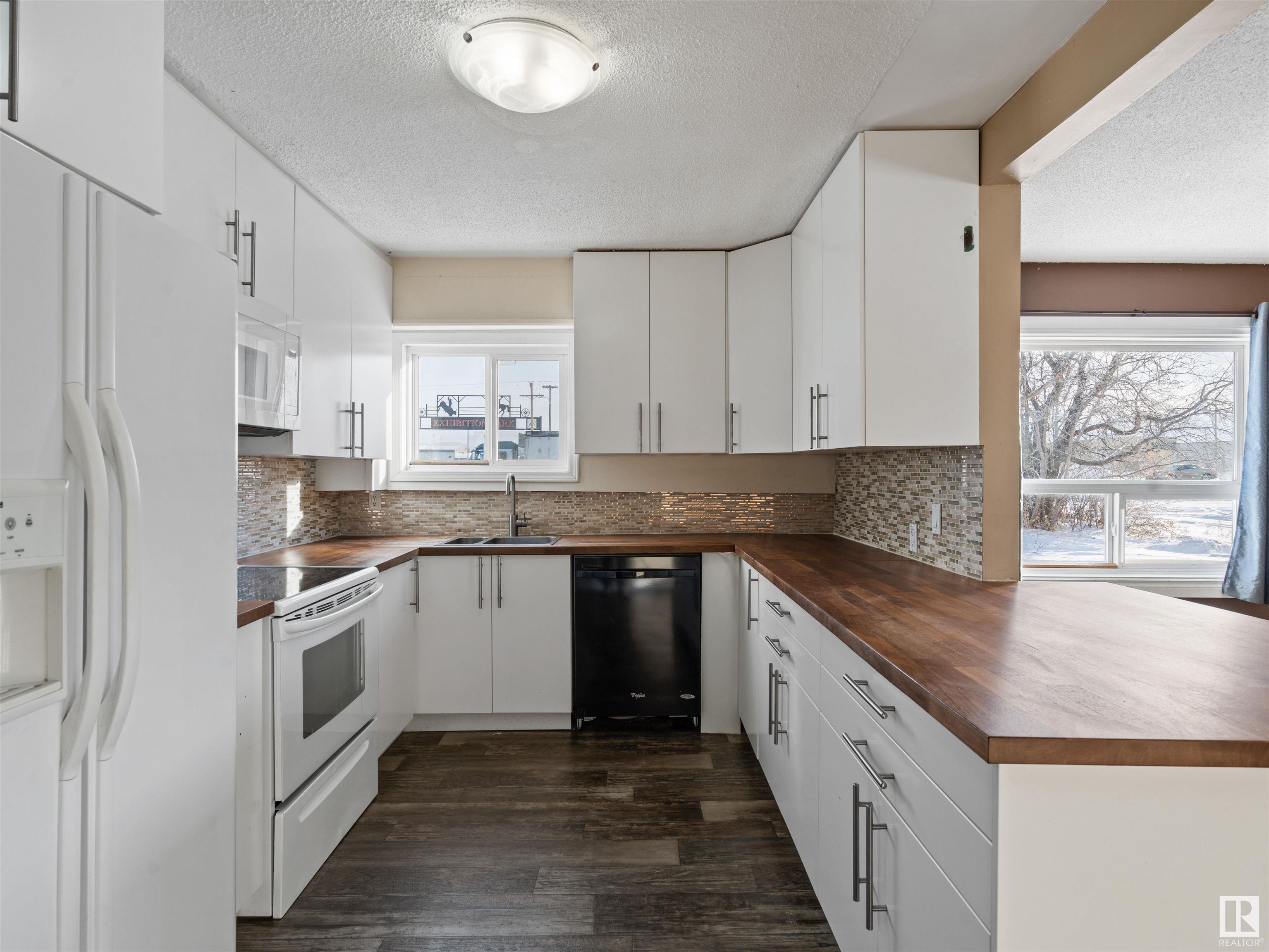      3626 50 ST , Cold Lake,  ,T9M 1S6 ;  Listing Number: MLS E4420563