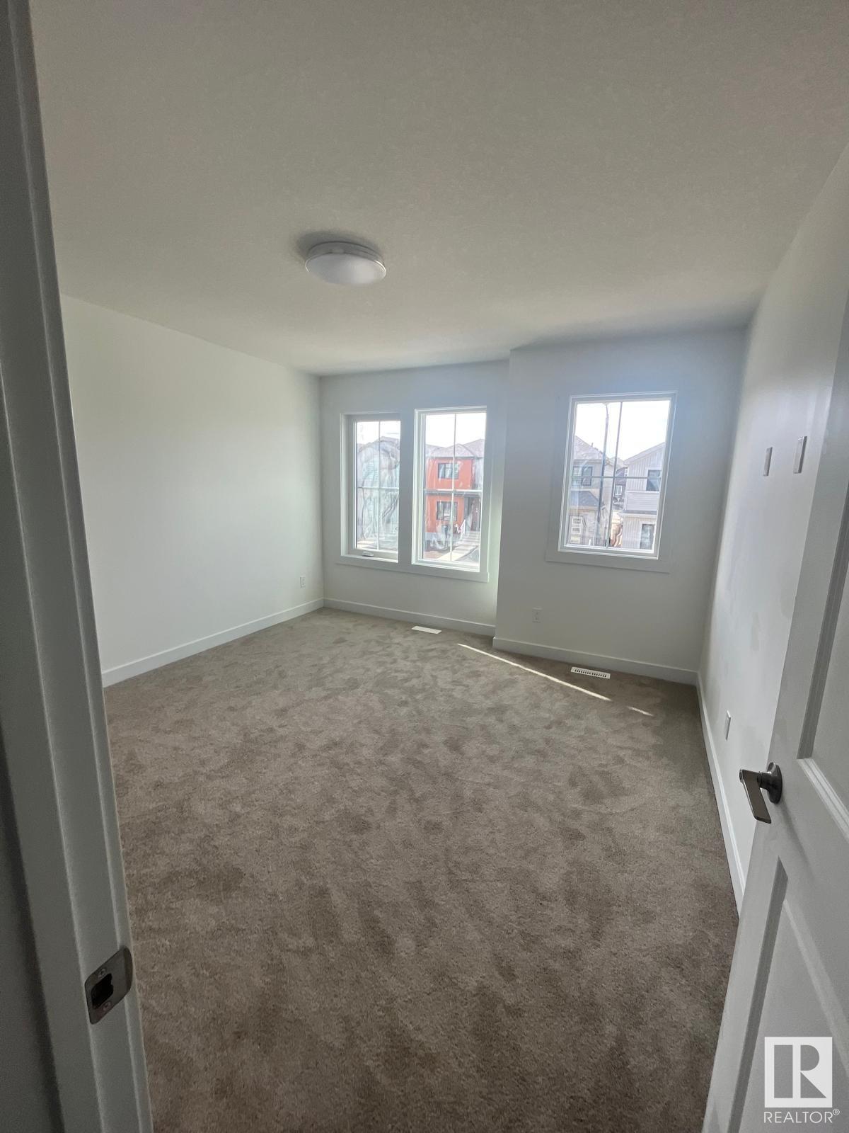      9367 221 ST NW , Edmonton,  ,T6T 1N1 ;  Listing Number: MLS E4420568