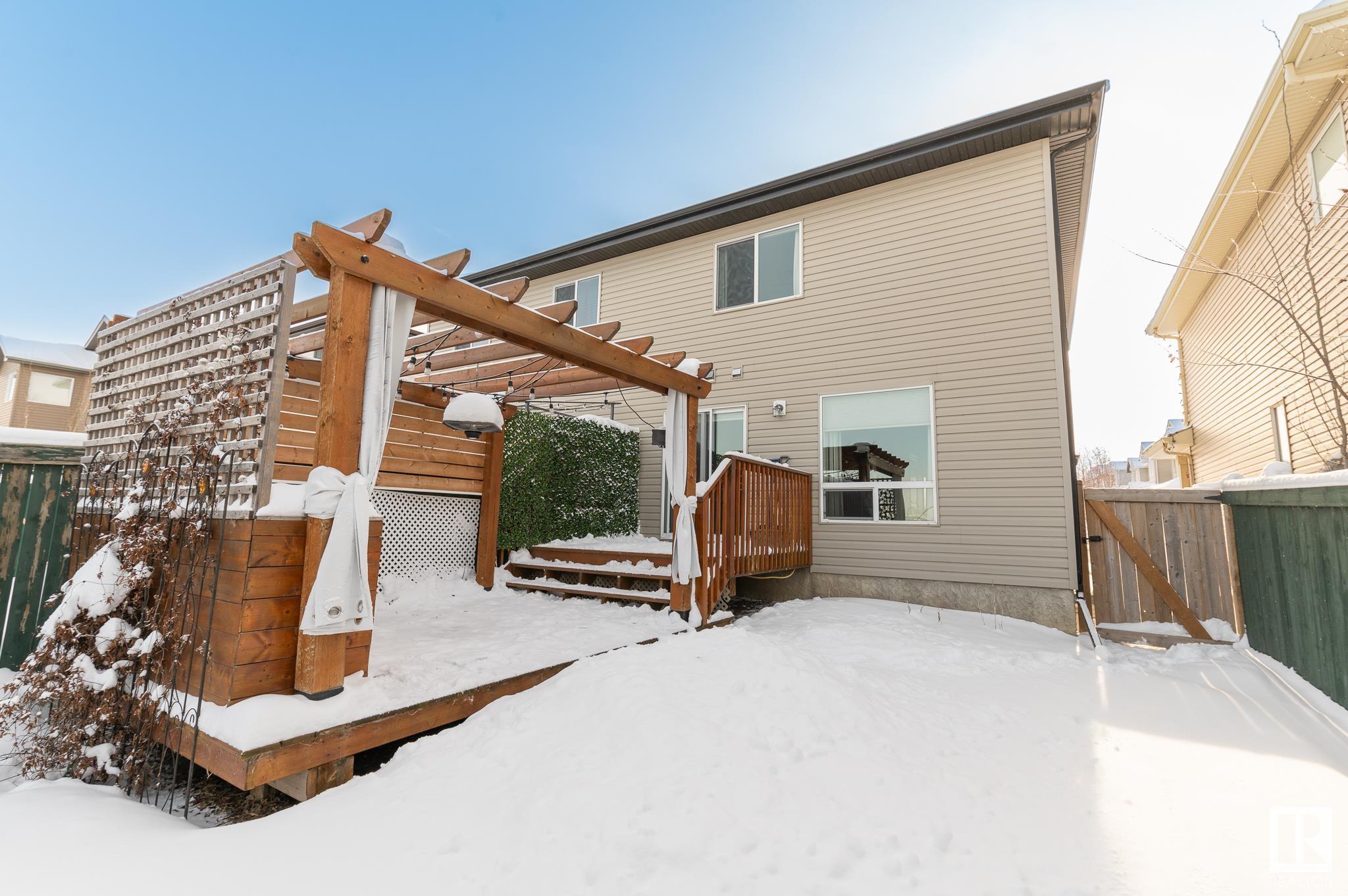      16 VANESSA AV , Spruce Grove,  ,T7X 0B9 ;  Listing Number: MLS E4420571