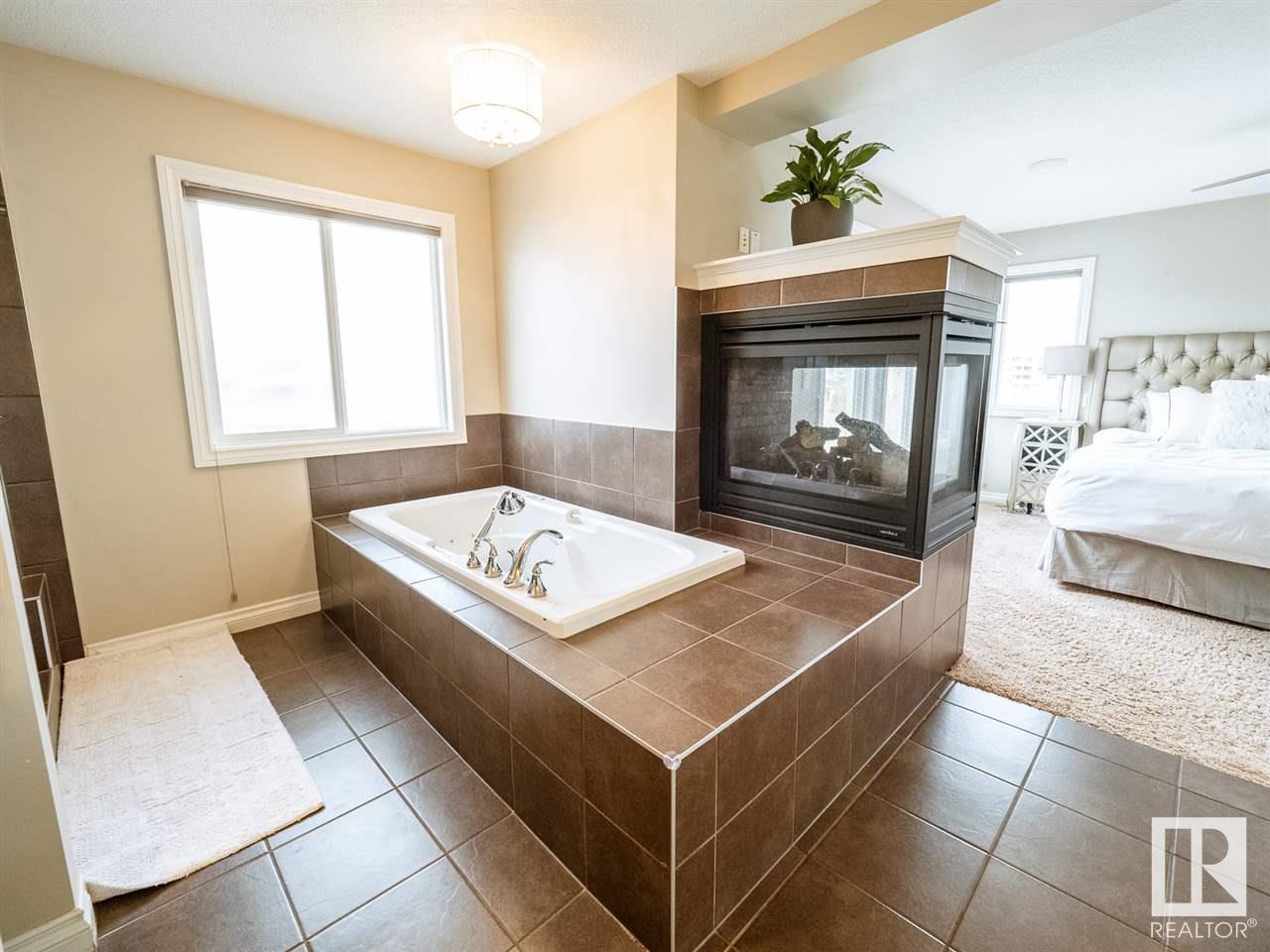      1618 WATES CL SW , Edmonton,  ,T6W 0X5 ;  Listing Number: MLS E4420574