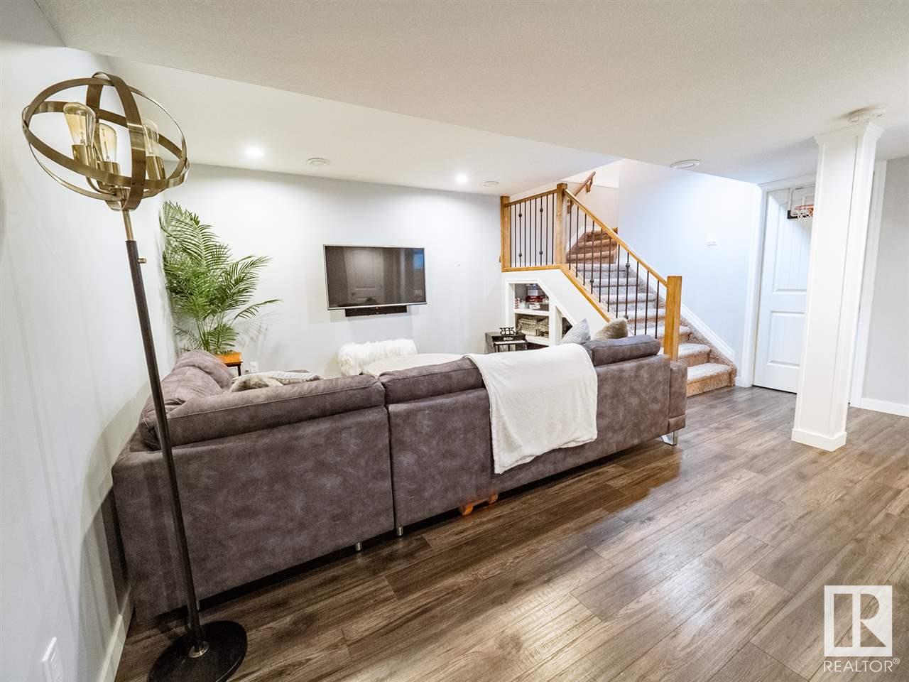      1618 WATES CL SW , Edmonton,  ,T6W 0X5 ;  Listing Number: MLS E4420574