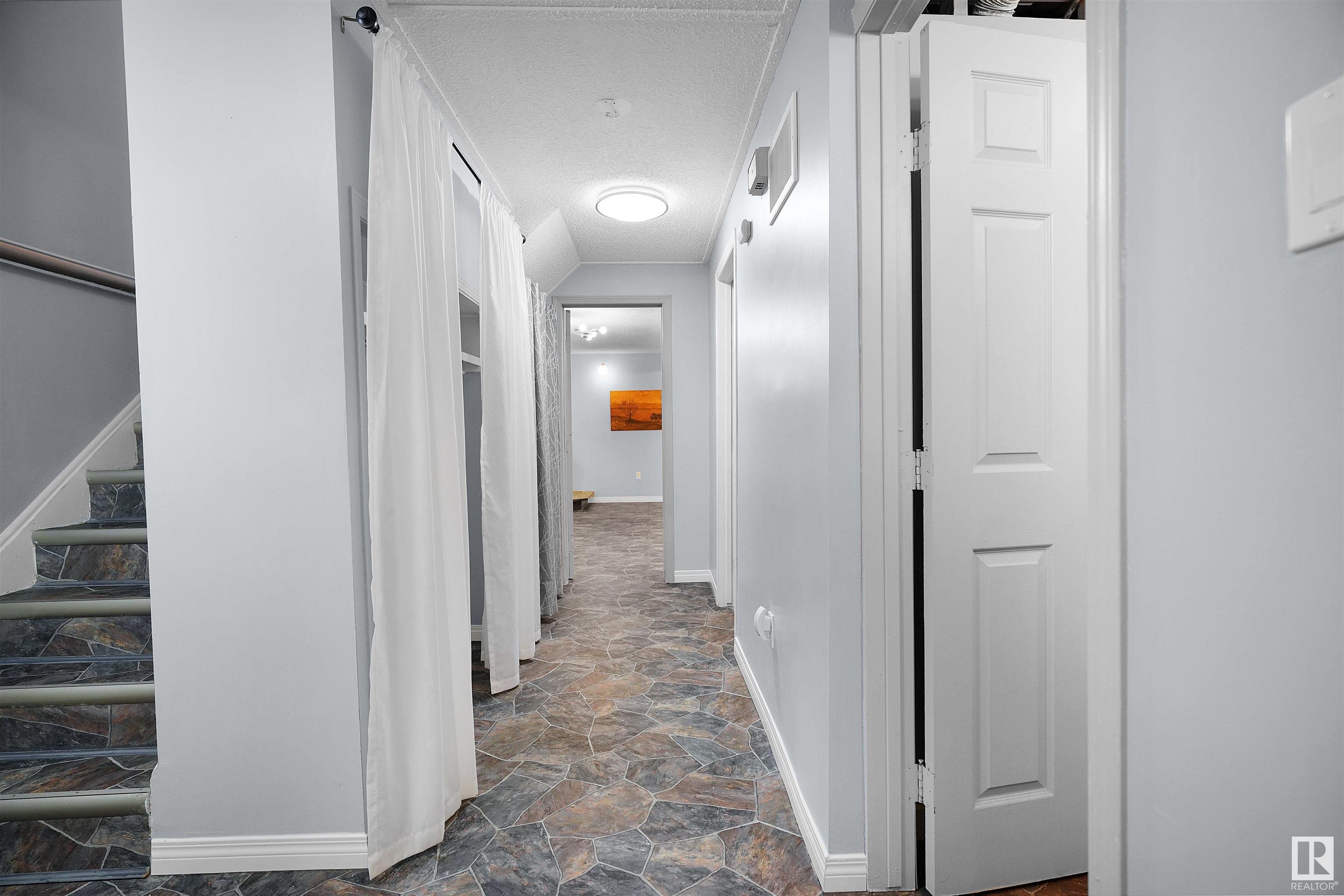      9007 OTTEWELL RD NW , Edmonton,  ,T6R 2C6 ;  Listing Number: MLS E4420575