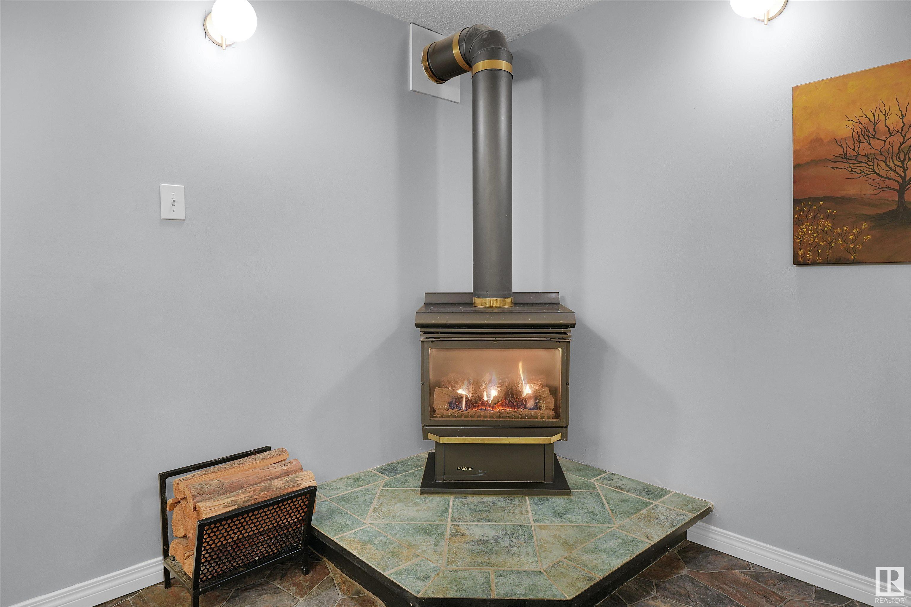      9007 OTTEWELL RD NW , Edmonton,  ,T6R 2C6 ;  Listing Number: MLS E4420575