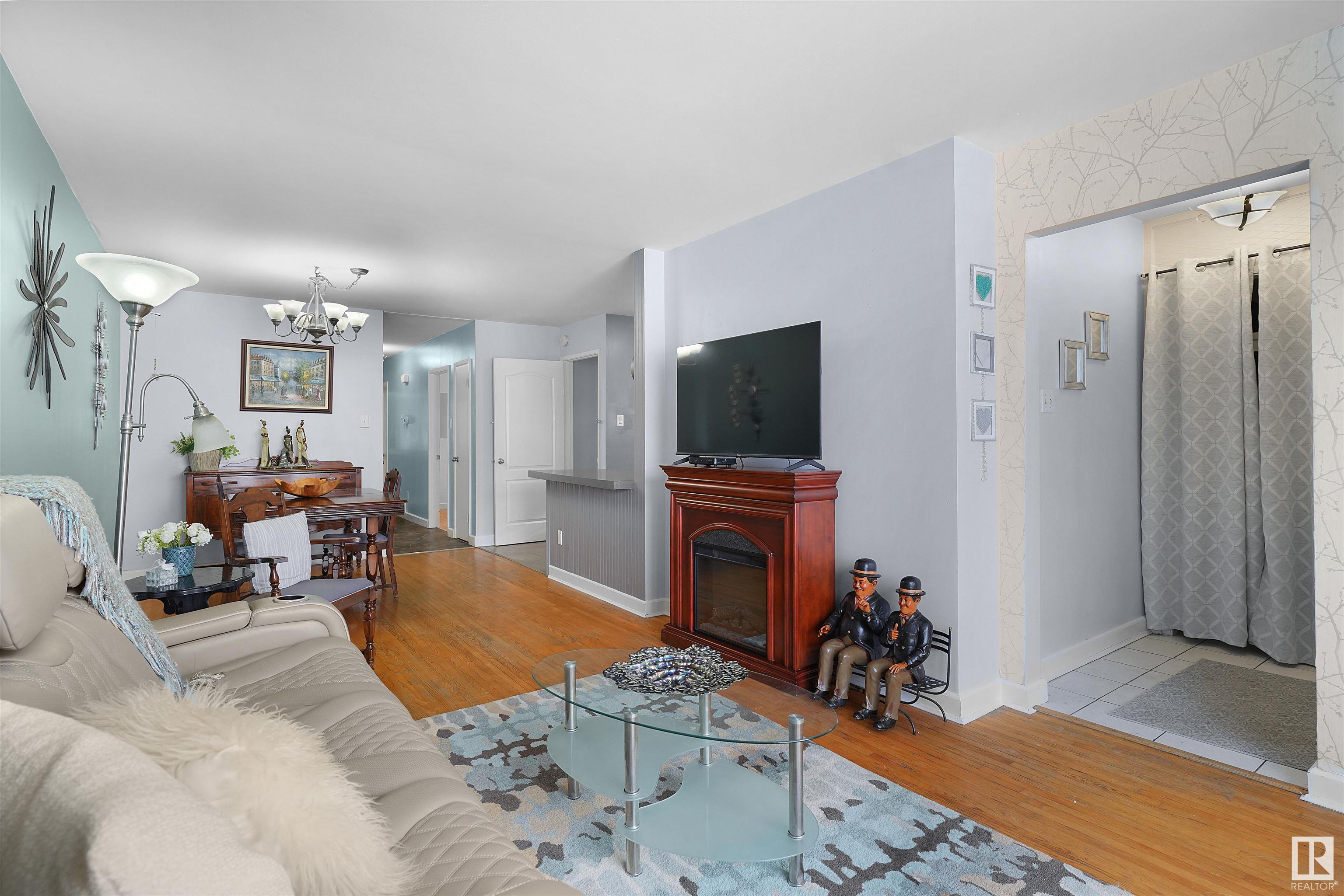      9007 OTTEWELL RD NW , Edmonton,  ,T6R 2C6 ;  Listing Number: MLS E4420575