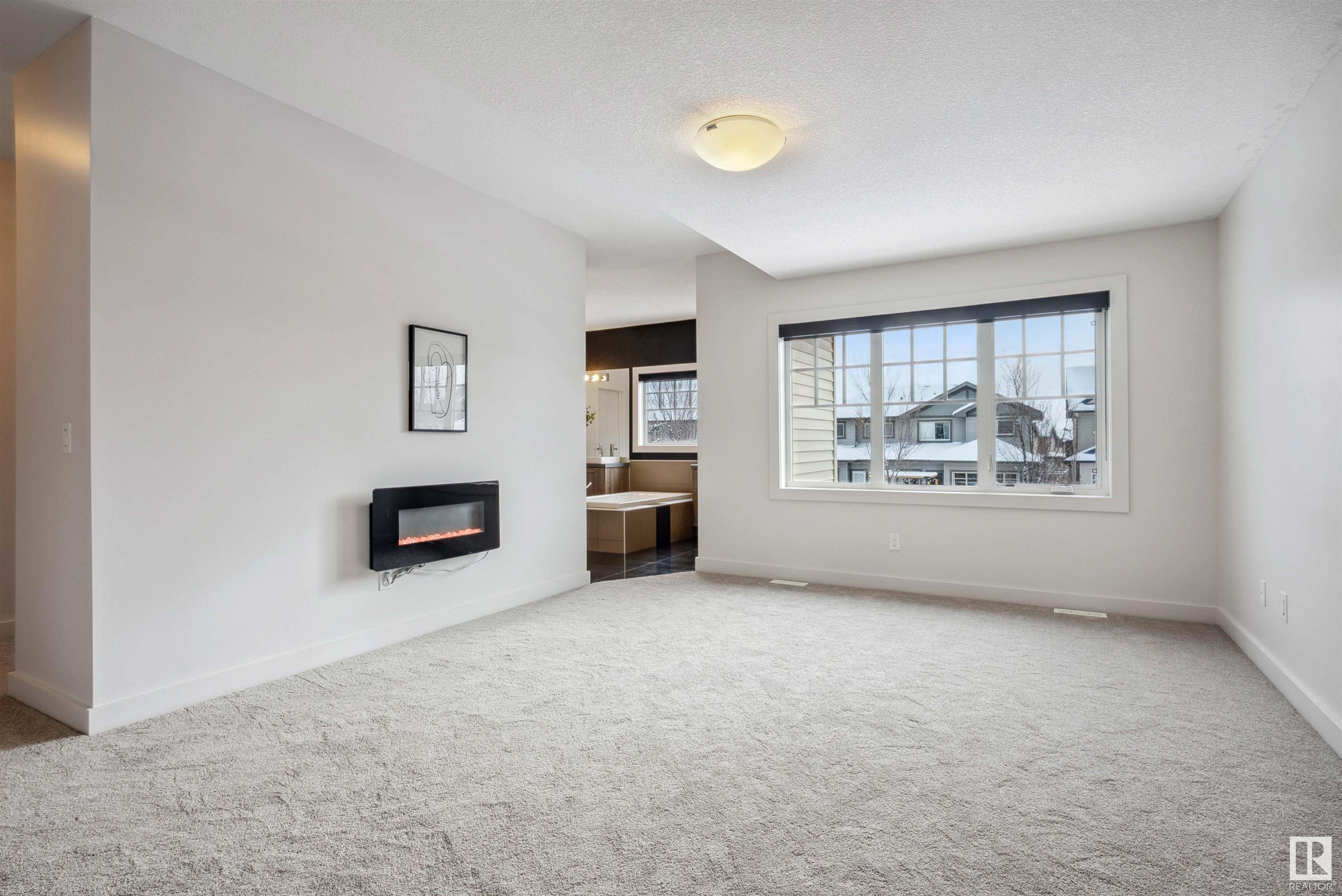      1971 AINSLIE LINK LI SW , Edmonton,  ,T6W 2M1 ;  Listing Number: MLS E4420578