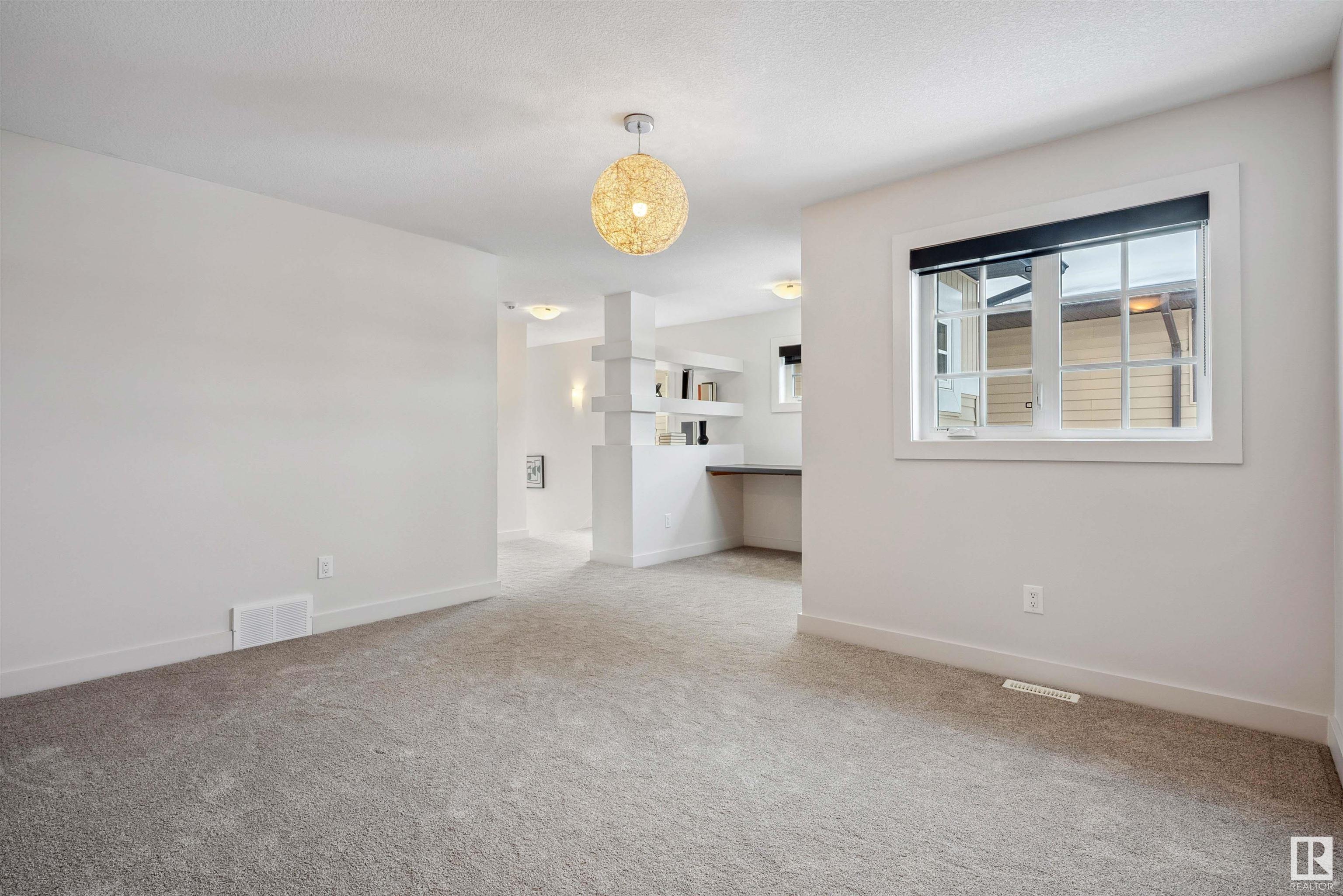      1971 AINSLIE LINK LI SW , Edmonton,  ,T6W 2M1 ;  Listing Number: MLS E4420578