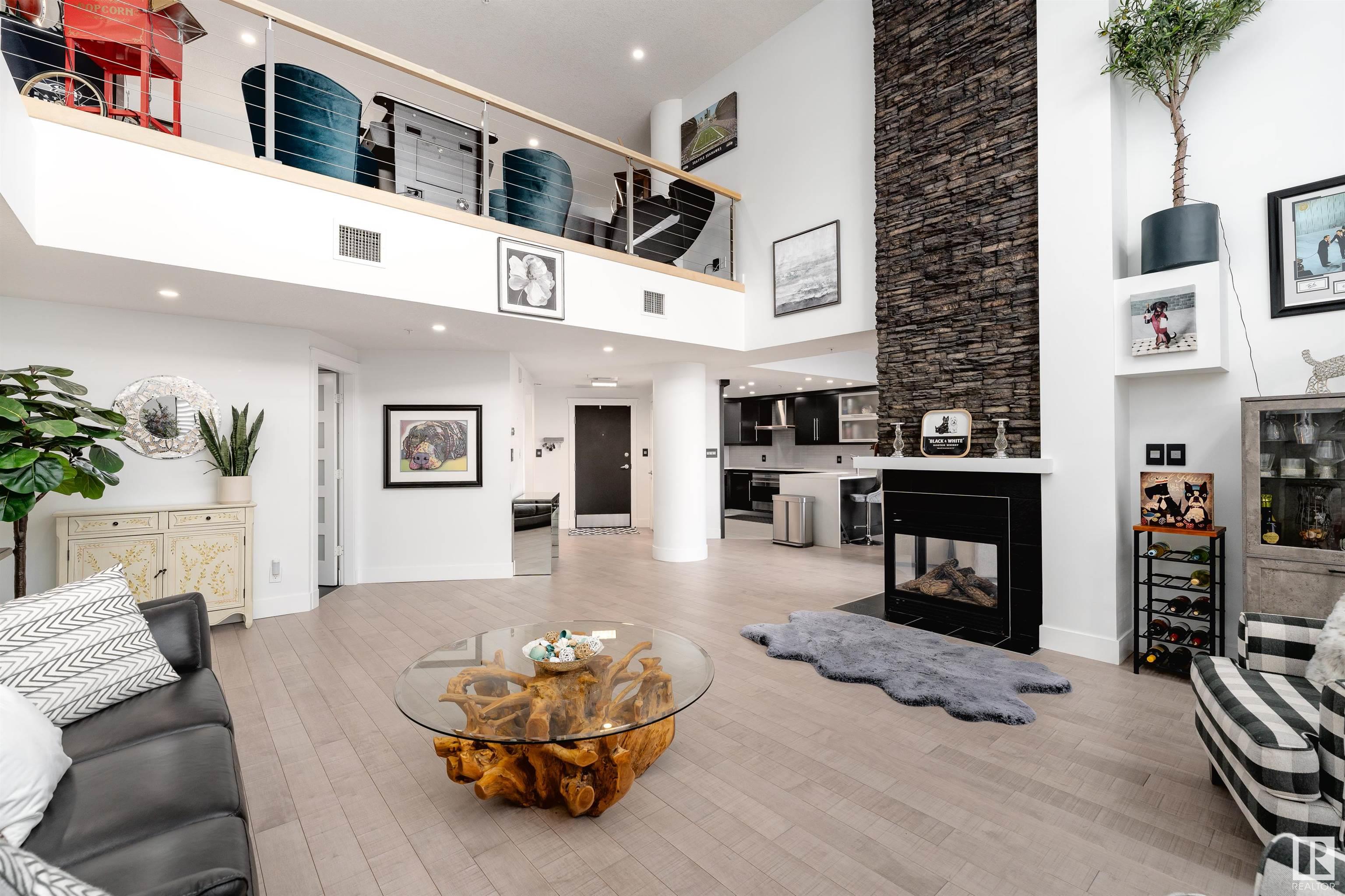      #106 9020 JASPER AV NW , Edmonton,  ,T5H 3S8 ;  Listing Number: MLS E4420581