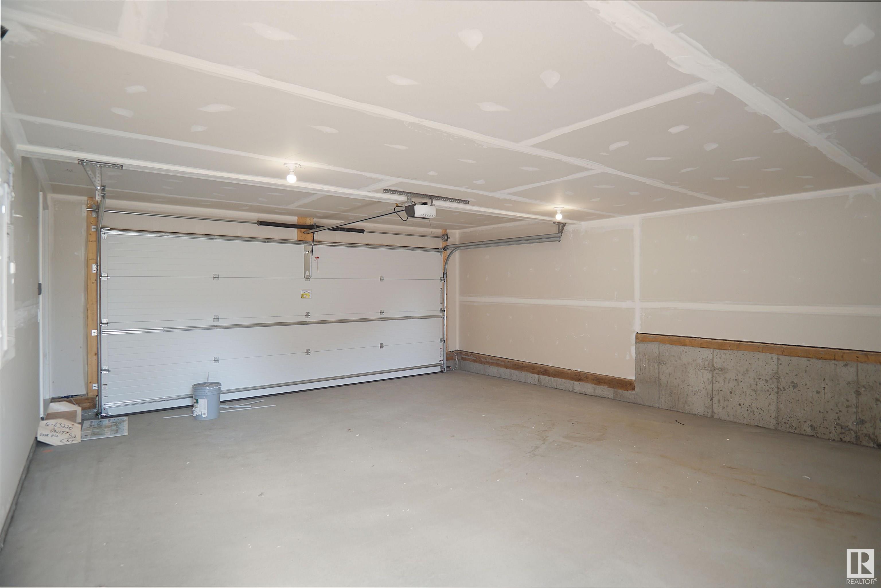     #44 525 Secord BV NW , Edmonton,  ,T5T 7V3 ;  Listing Number: MLS E4420582