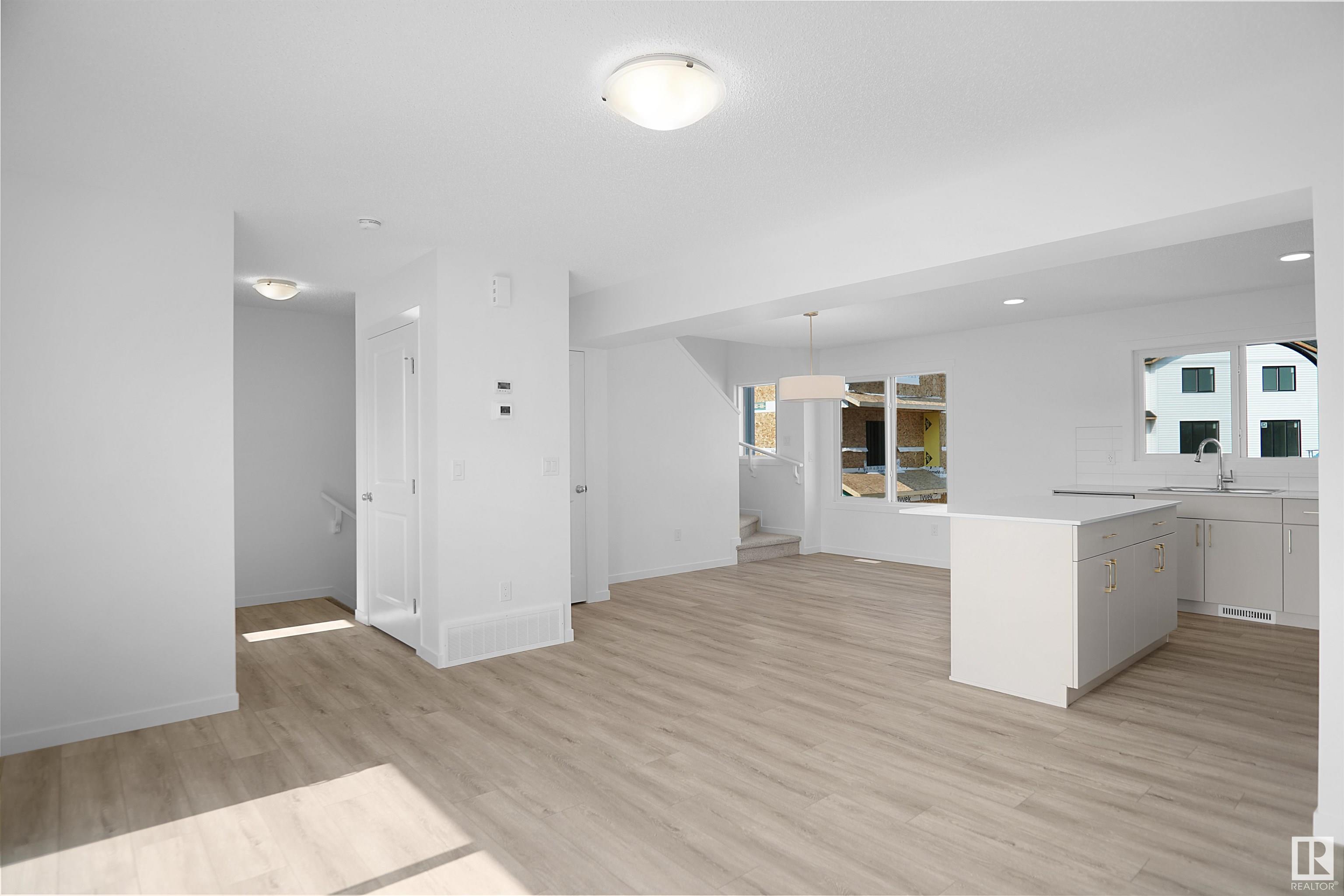      #39 525 Secord BV NW , Edmonton,  ,T5T 7V3 ;  Listing Number: MLS E4420585