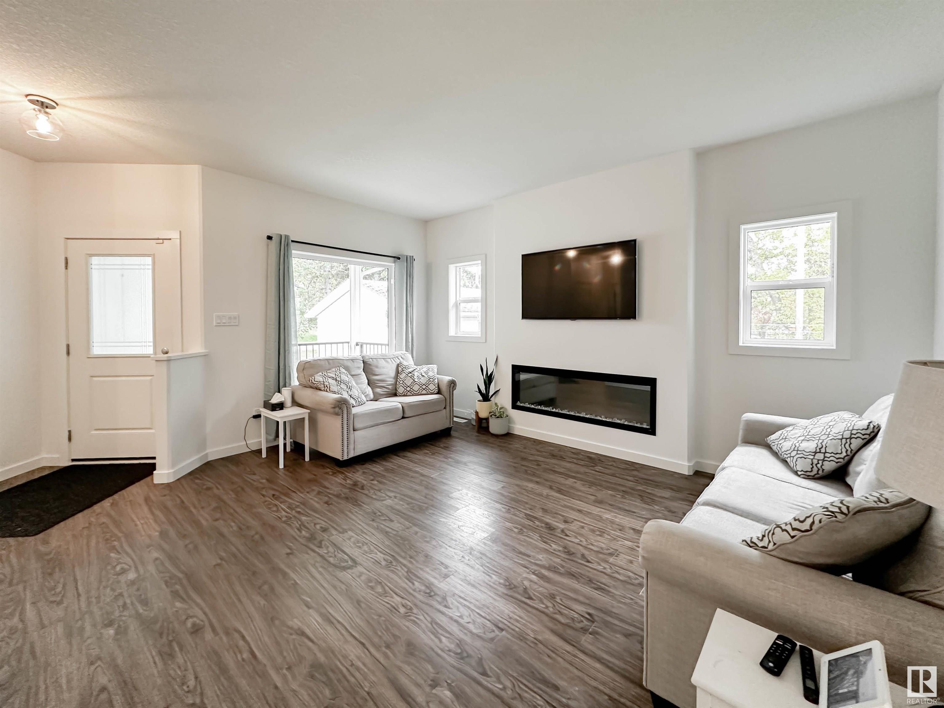      601 LAKESIDE DR , Rural Parkland County,  ,T7Z 2V5 ;  Listing Number: MLS E4420586