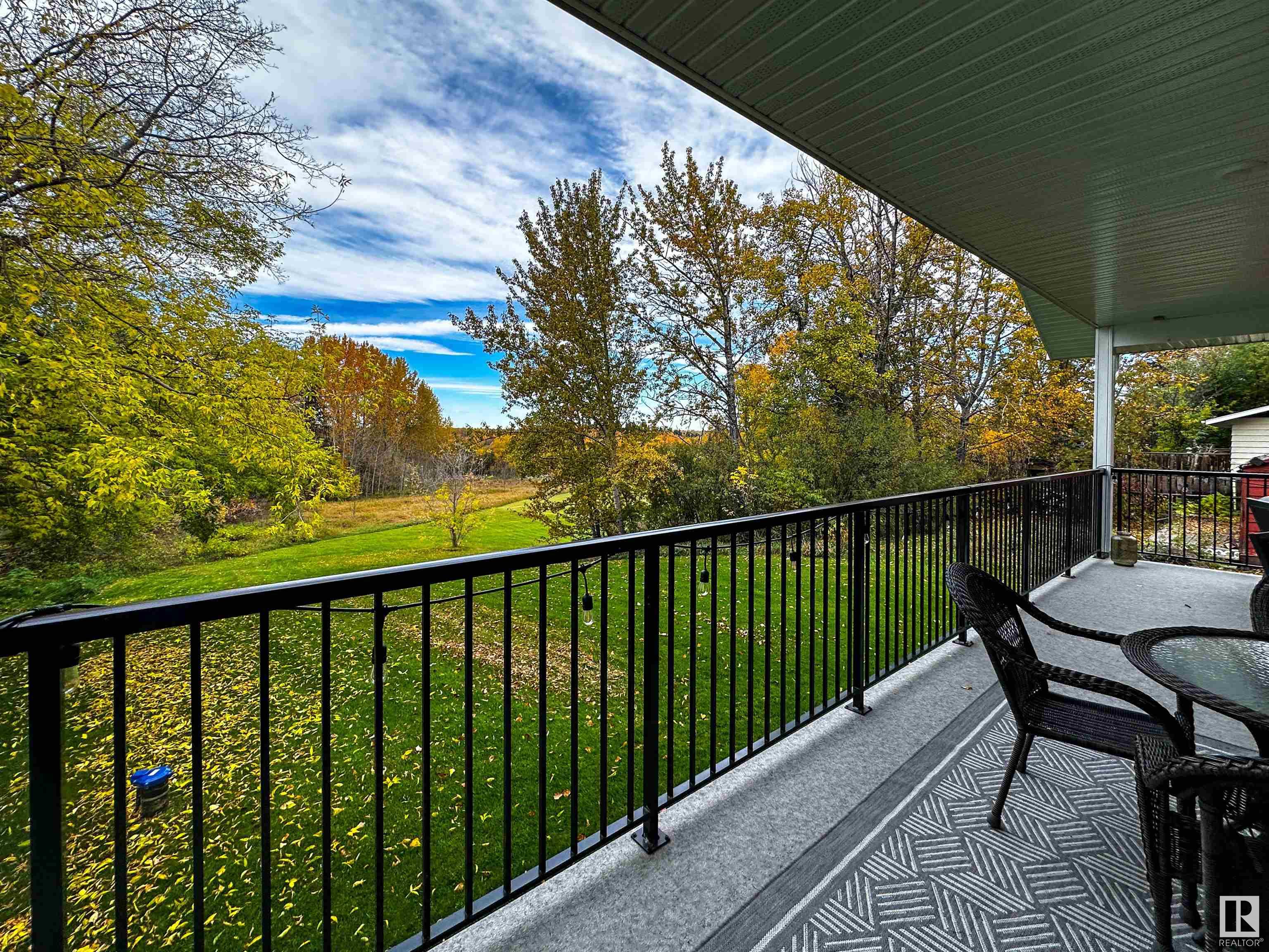      601 LAKESIDE DR , Rural Parkland County,  ,T7Z 2V5 ;  Listing Number: MLS E4420586