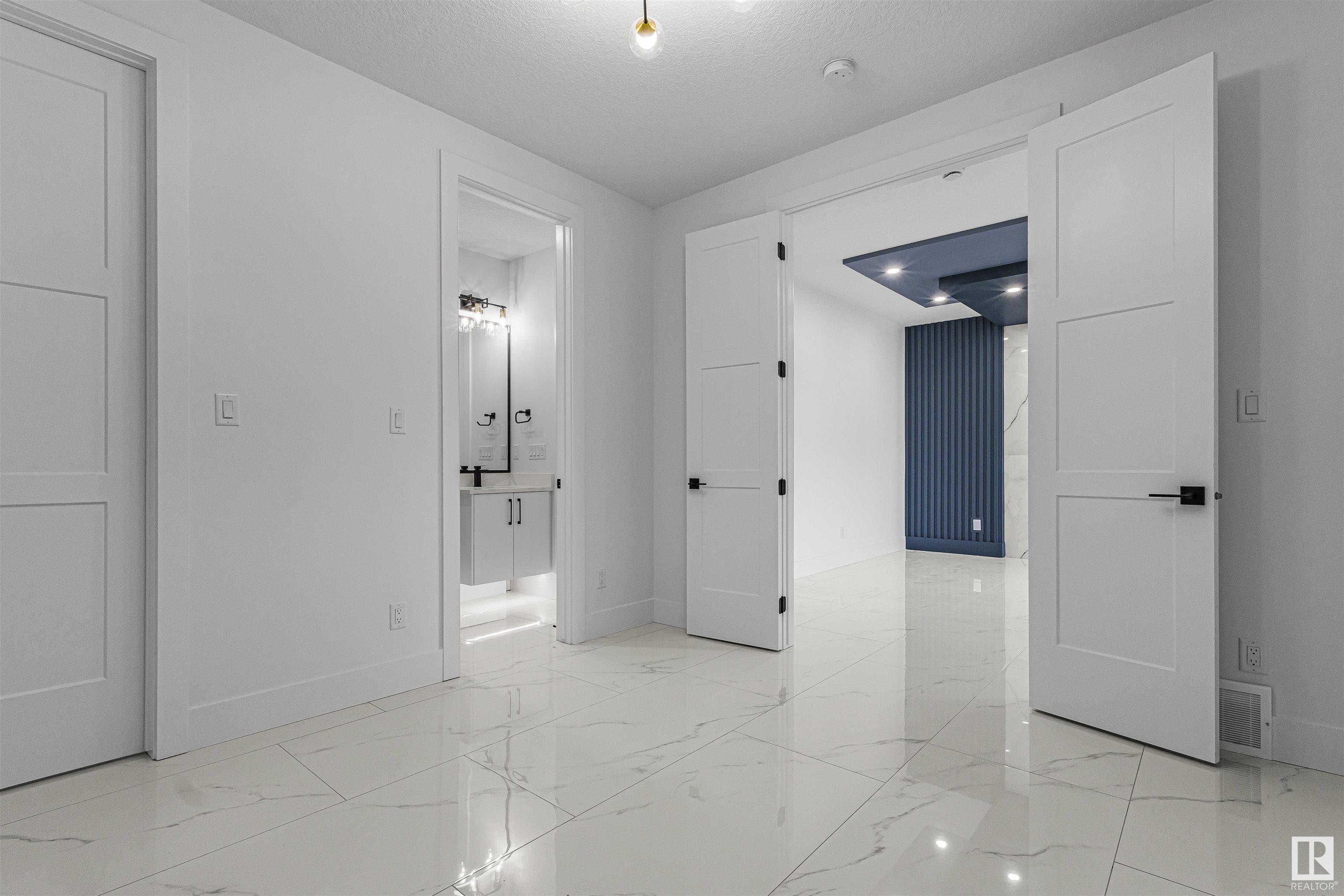      15019 10 ST NW , Edmonton,  ,T5Y 4C8 ;  Listing Number: MLS E4420596