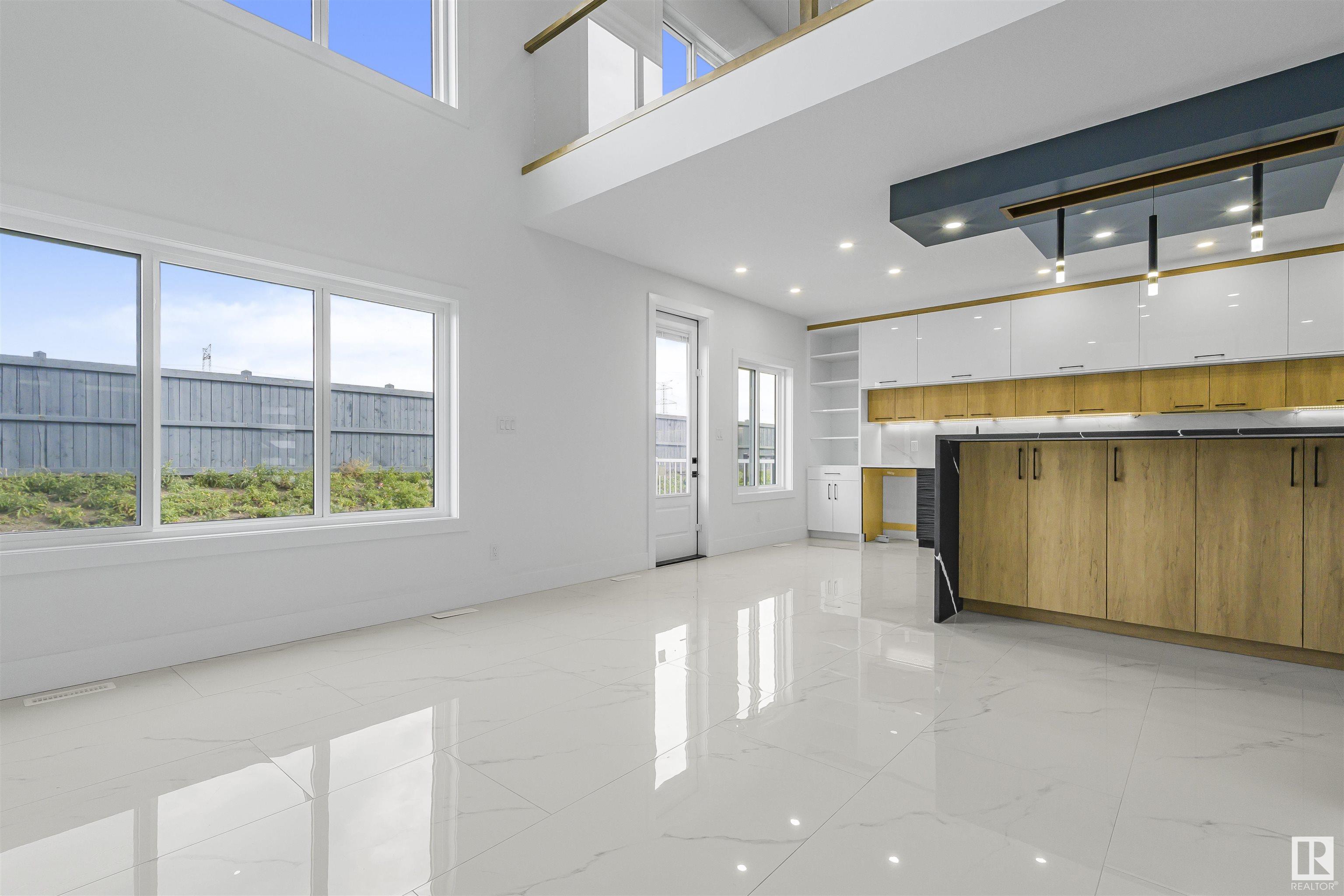      15019 10 ST NW , Edmonton,  ,T5Y 4C8 ;  Listing Number: MLS E4420596