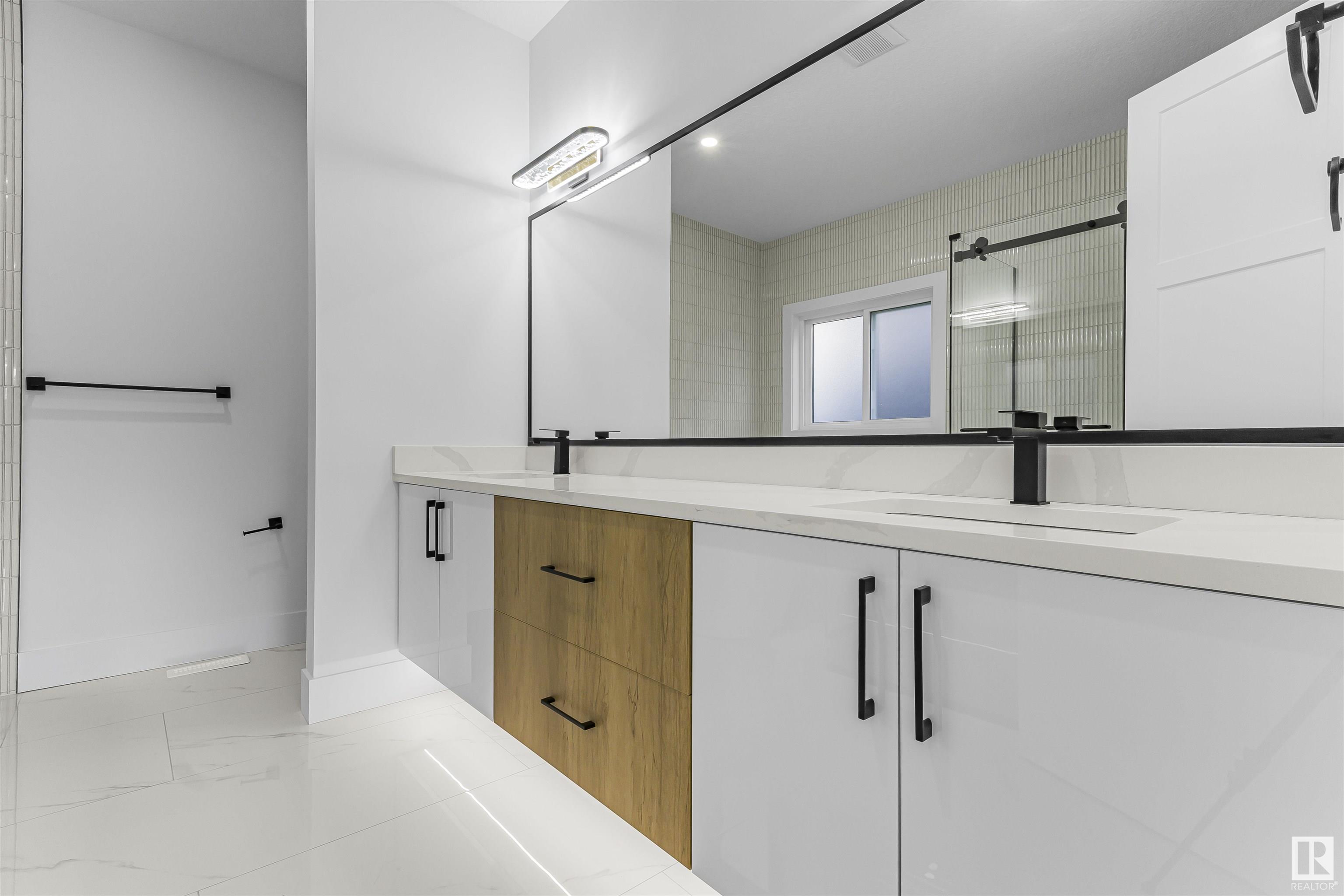      15019 10 ST NW , Edmonton,  ,T5Y 4C8 ;  Listing Number: MLS E4420596