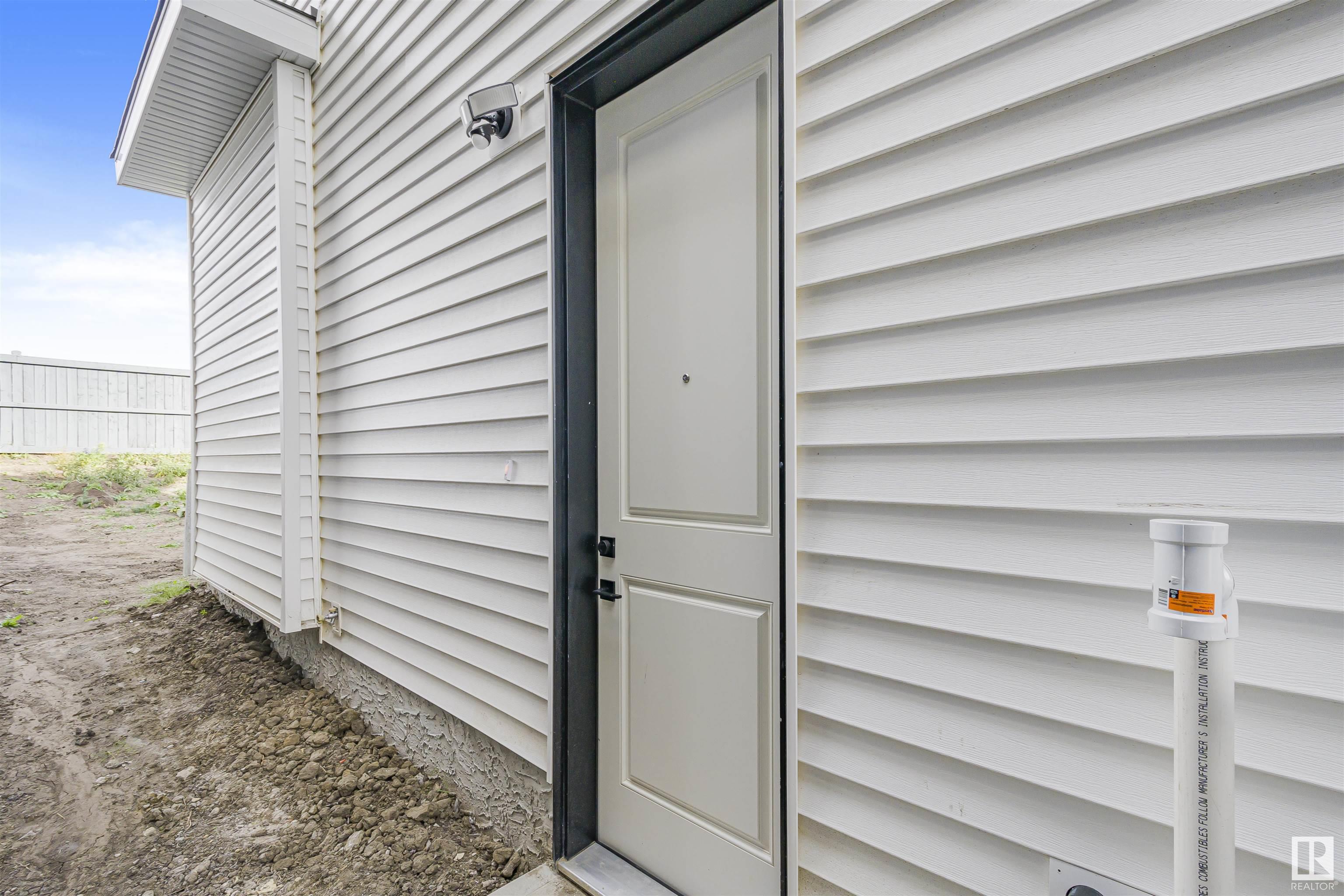      15019 10 ST NW , Edmonton,  ,T5Y 4C8 ;  Listing Number: MLS E4420596