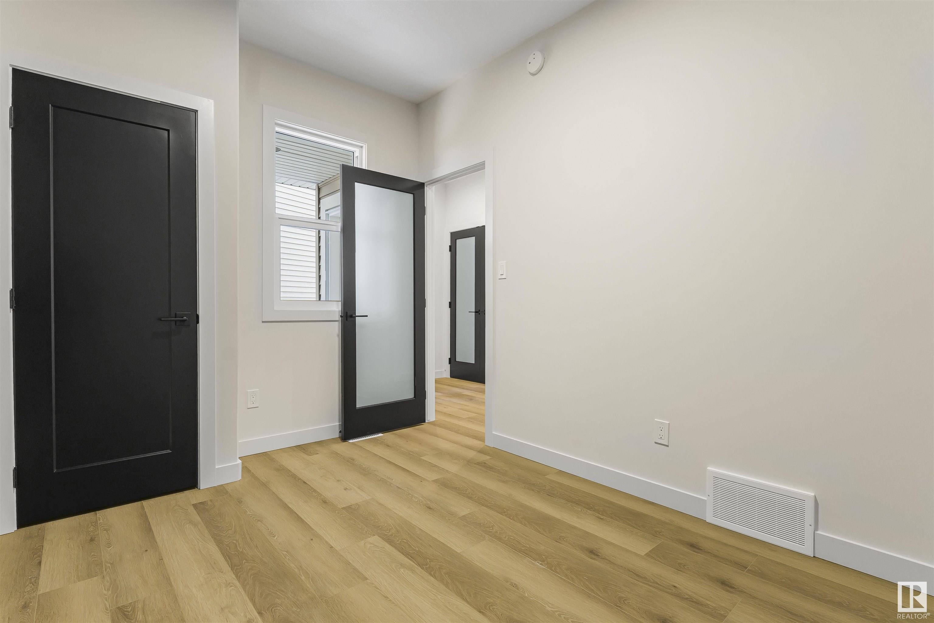      25 ASHBURY CR , Spruce Grove,  ,T7X 3C6 ;  Listing Number: MLS E4420601