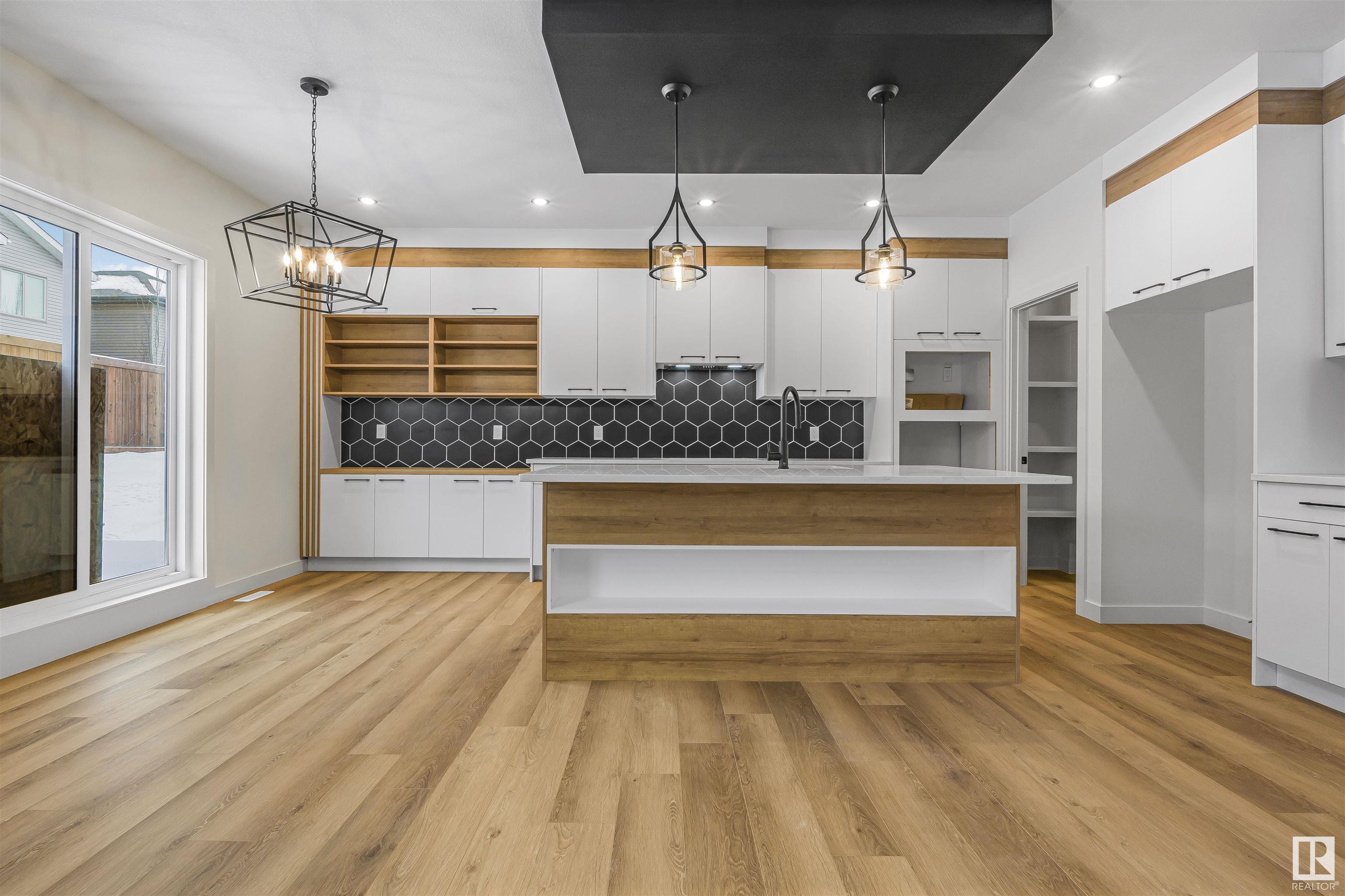      25 ASHBURY CR , Spruce Grove,  ,T7X 3C6 ;  Listing Number: MLS E4420601