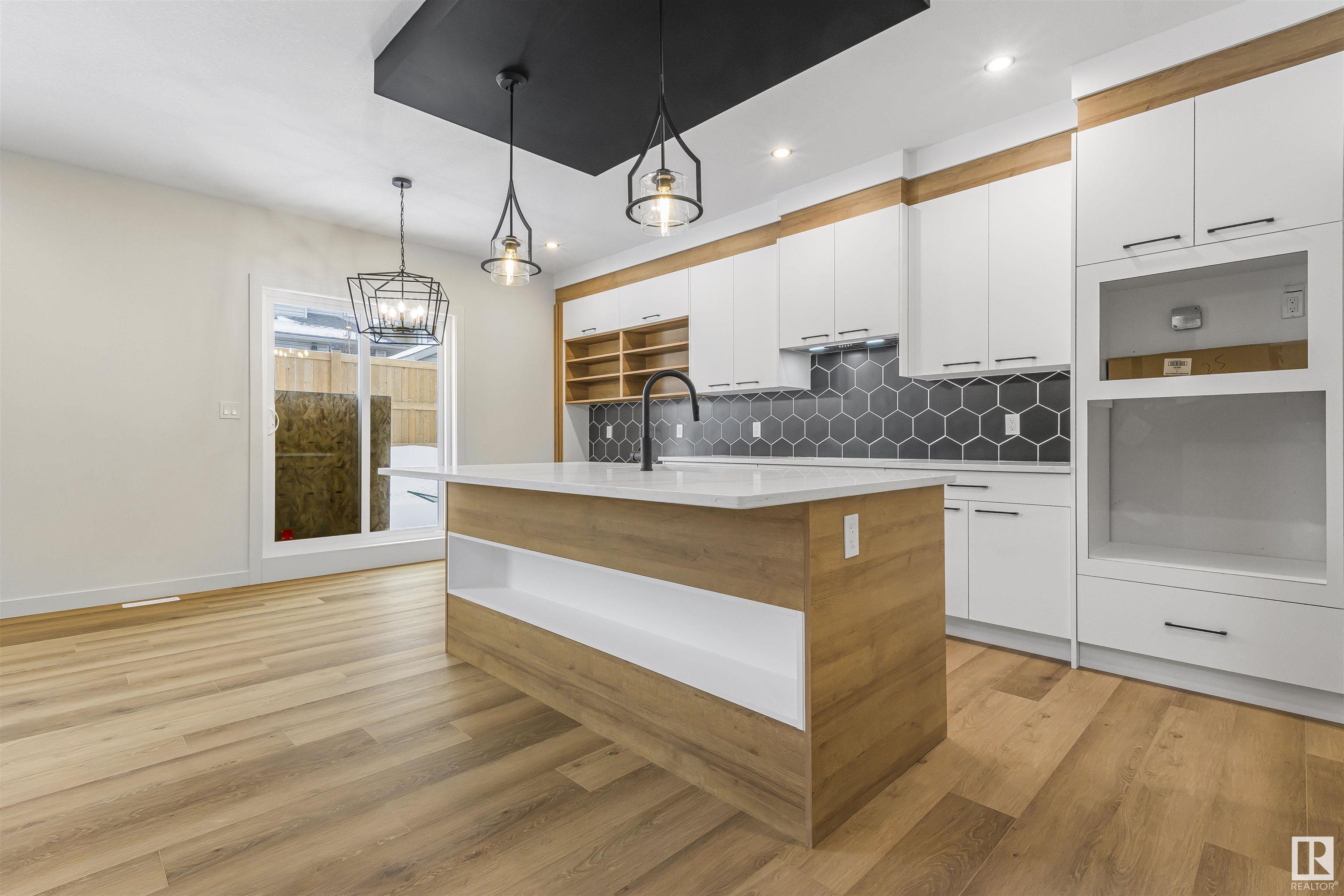      25 ASHBURY CR , Spruce Grove,  ,T7X 3C6 ;  Listing Number: MLS E4420601