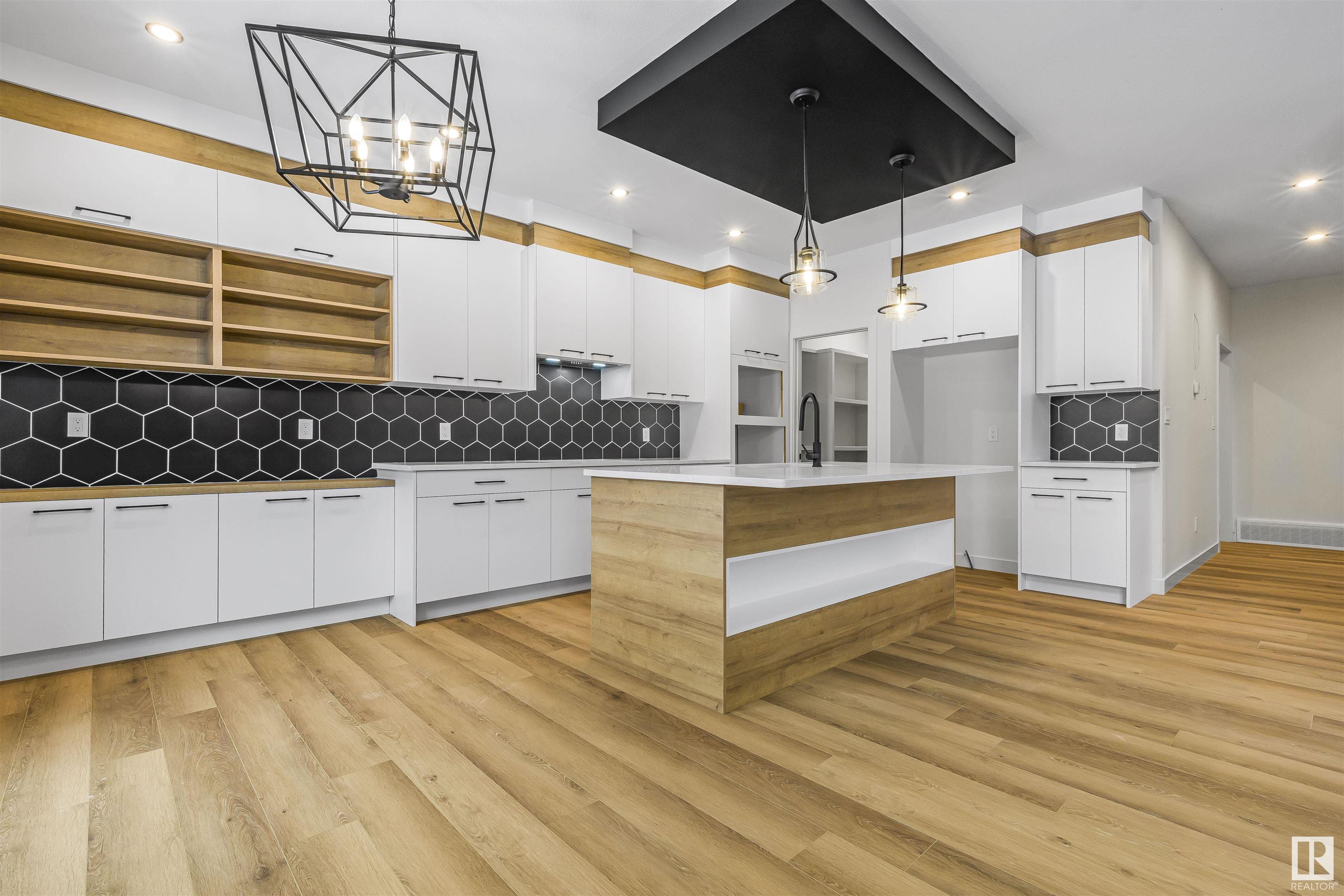      25 ASHBURY CR , Spruce Grove,  ,T7X 3C6 ;  Listing Number: MLS E4420601
