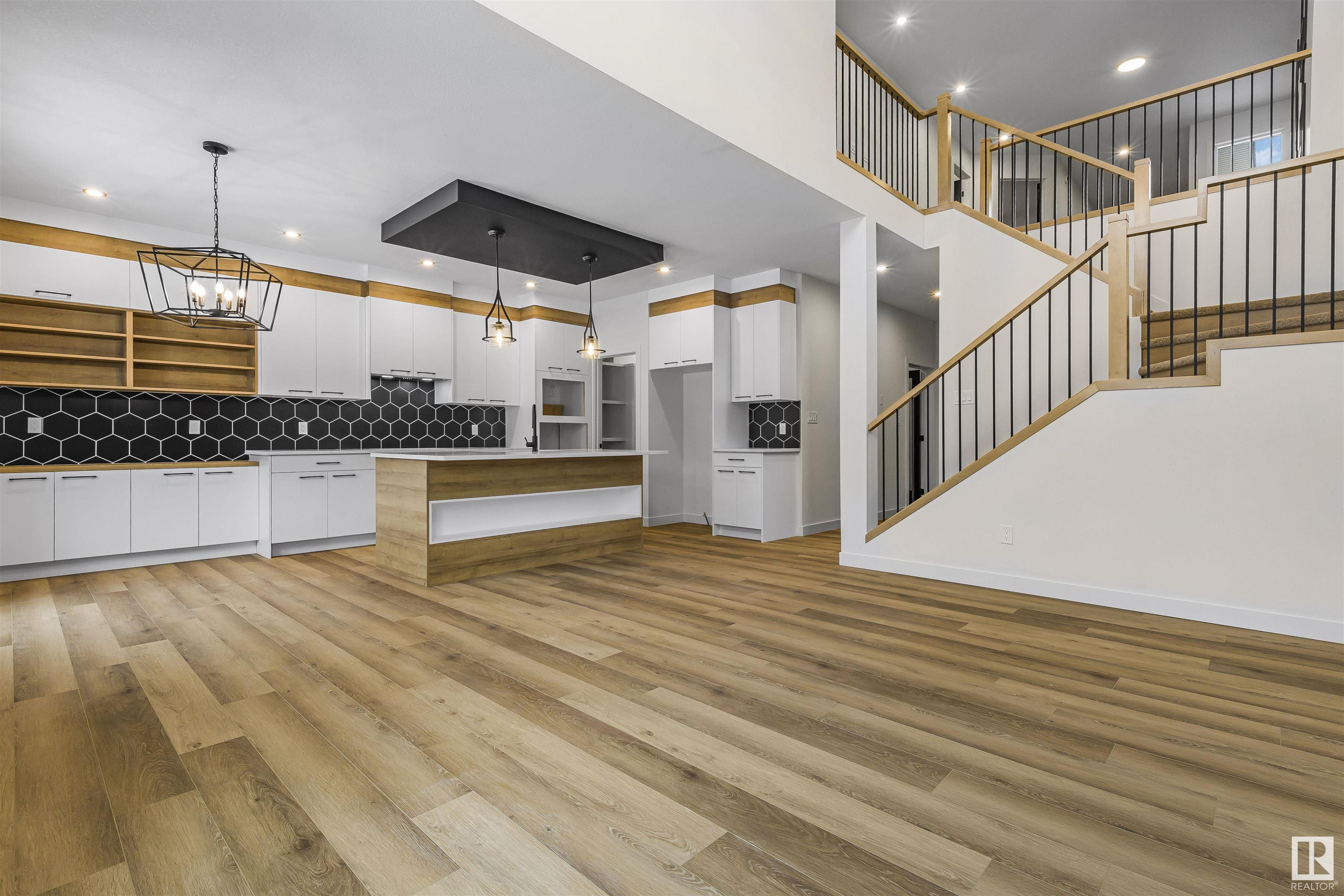      25 ASHBURY CR , Spruce Grove,  ,T7X 3C6 ;  Listing Number: MLS E4420601