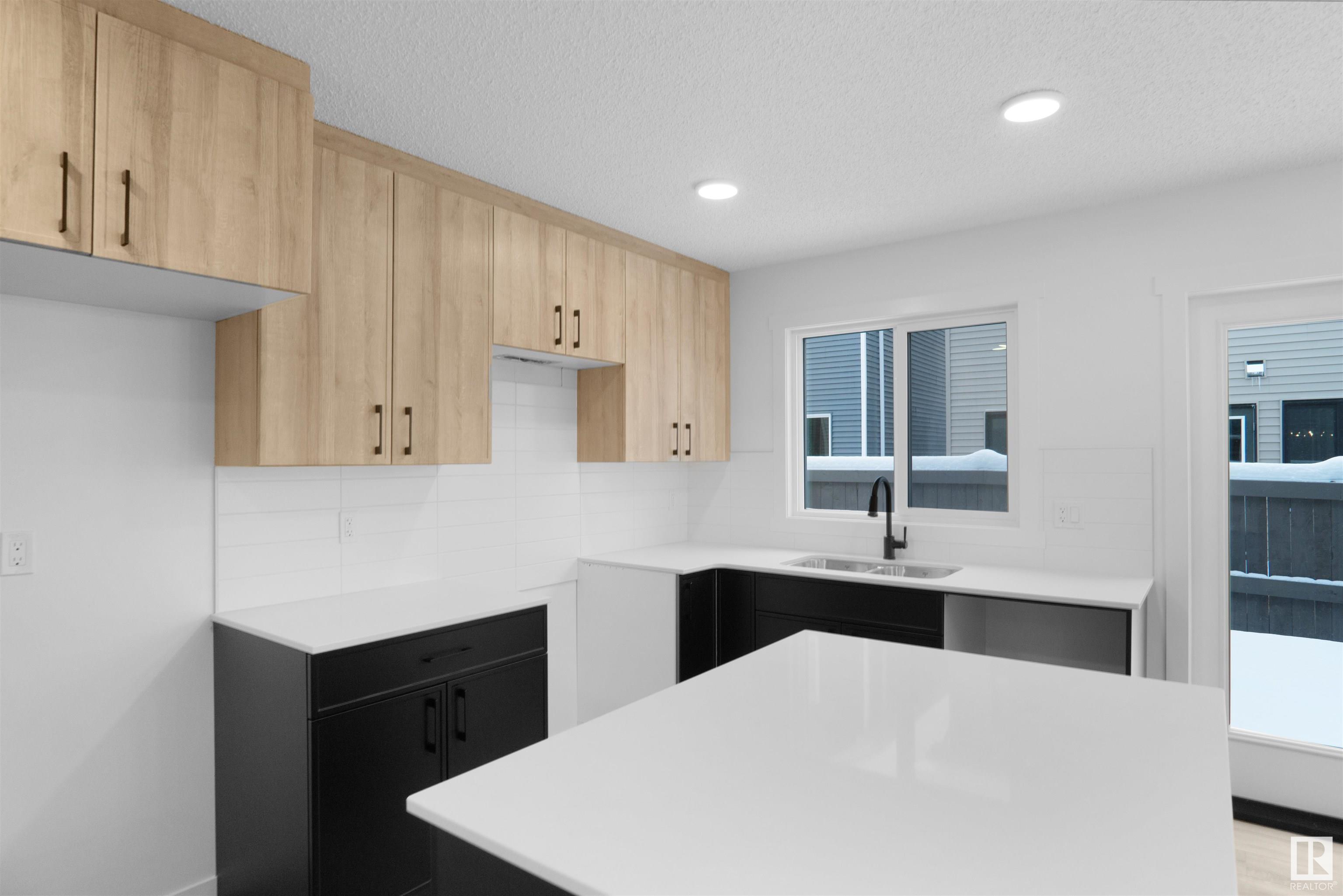      #9 19904 31 AV NW , Edmonton,  ,T6M 1N7 ;  Listing Number: MLS E4420603