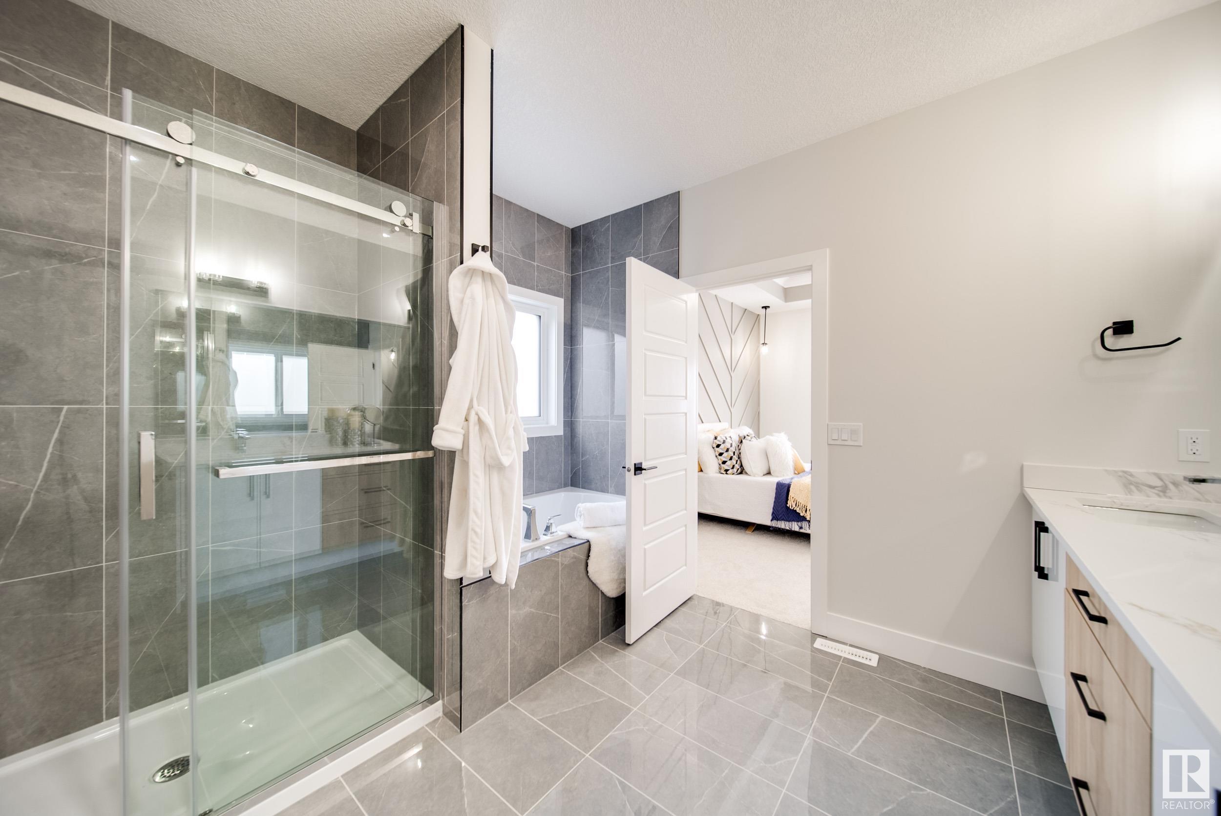      17039 45 ST NW , Edmonton,  ,T5Y 4C9 ;  Listing Number: MLS E4420604