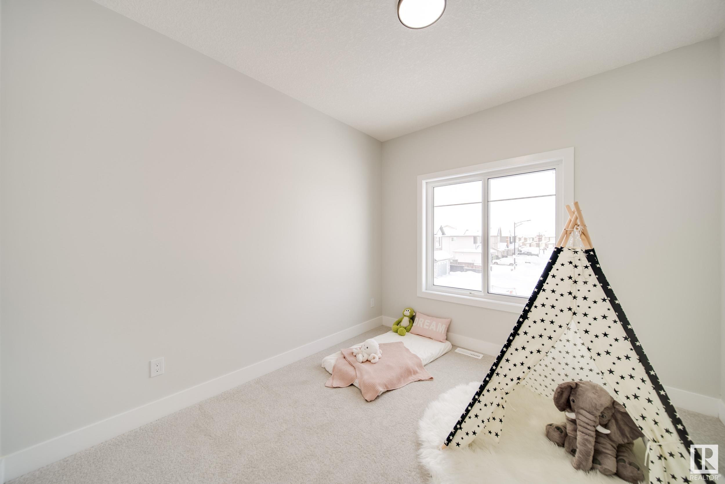      17039 45 ST NW , Edmonton,  ,T5Y 4C9 ;  Listing Number: MLS E4420604