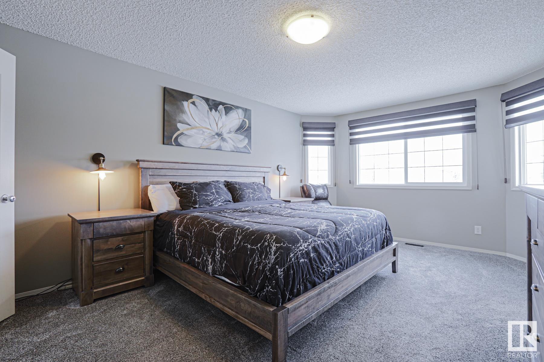      11 LAMPLIGHT CV , Spruce Grove,  ,T7X 4R2 ;  Listing Number: MLS E4420609