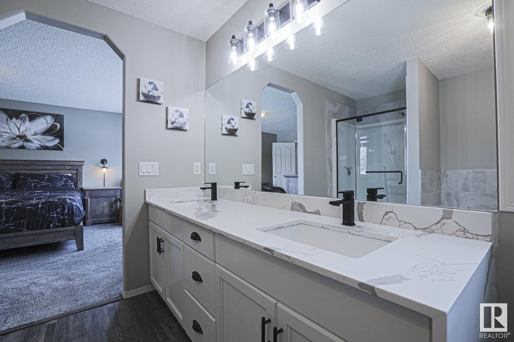      11 LAMPLIGHT CV , Spruce Grove,  ,T7X 4R2 ;  Listing Number: MLS E4420609