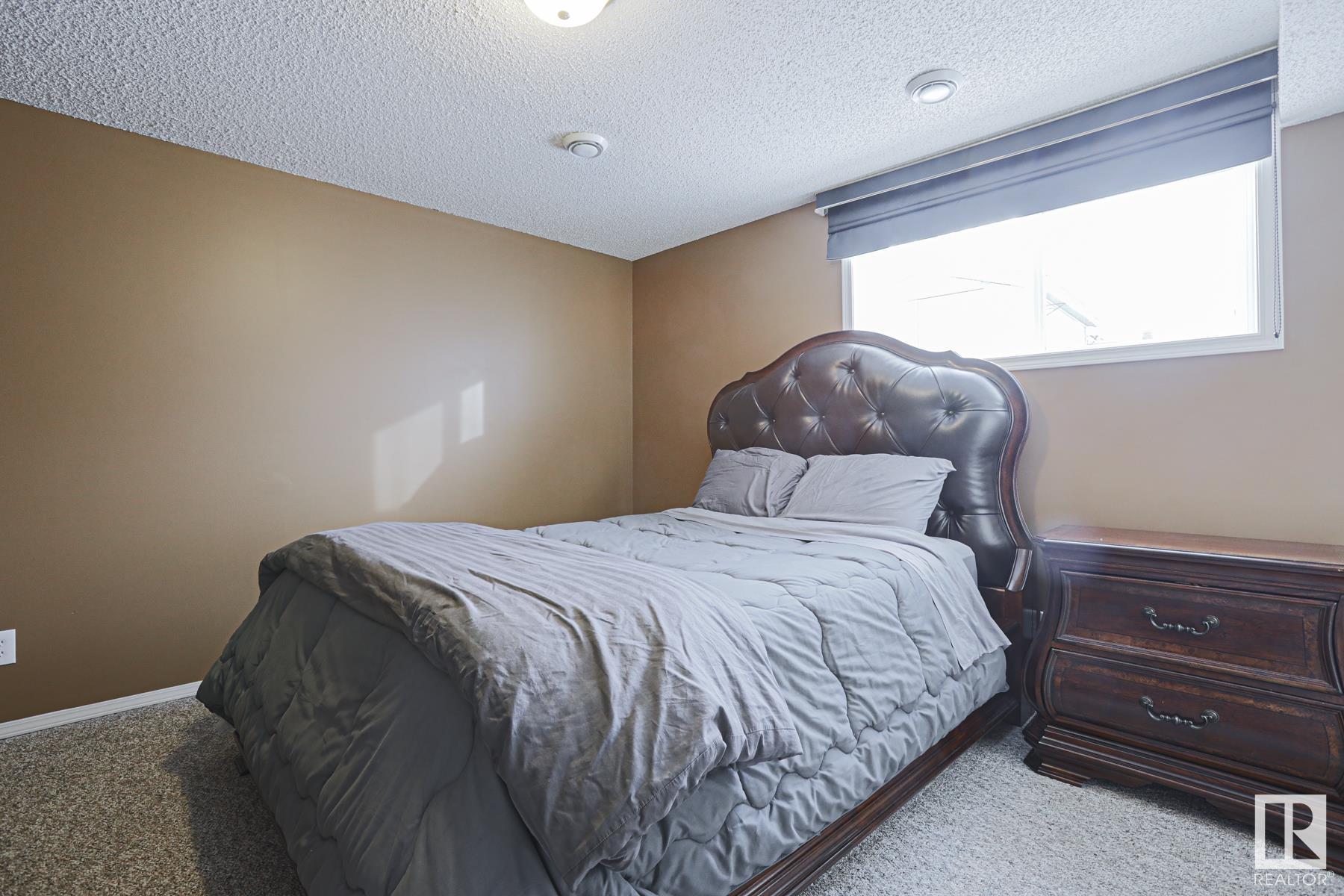      11 LAMPLIGHT CV , Spruce Grove,  ,T7X 4R2 ;  Listing Number: MLS E4420609